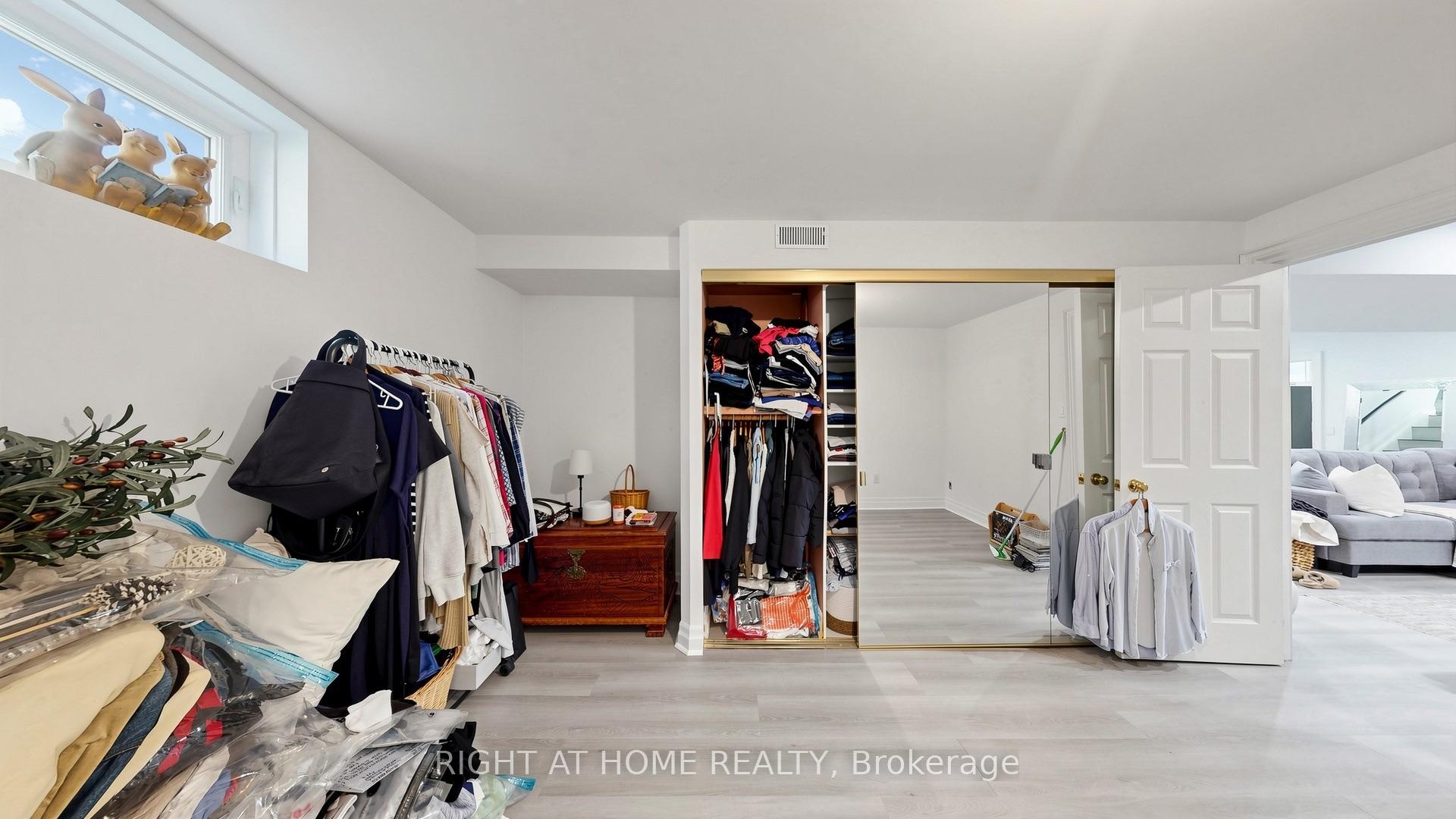 Photo 29 of 87 Riverdale Drive, Etobicoke, Thistletown-Beaumonde Heights — HOMEH