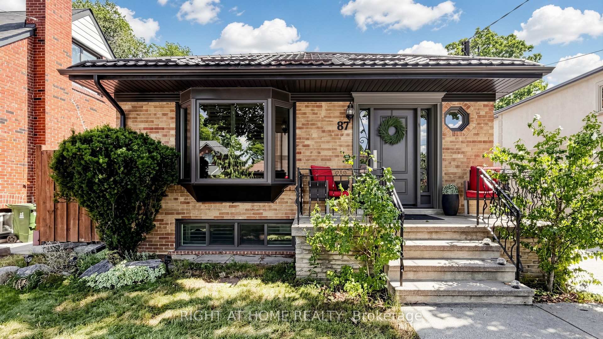 Photo 49 of 87 Riverdale Drive, Etobicoke, Thistletown-Beaumonde Heights — HOMEH