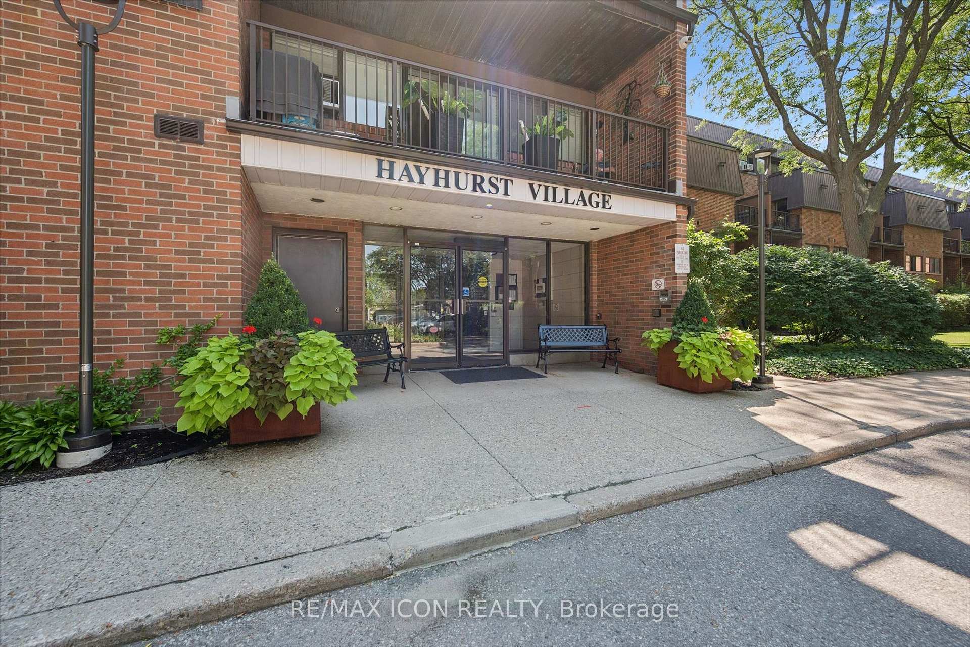 Photo 3 of Unit 329, 36 Hayhurst Road, Brantford, Fairview/Greenbrier — HOMEH