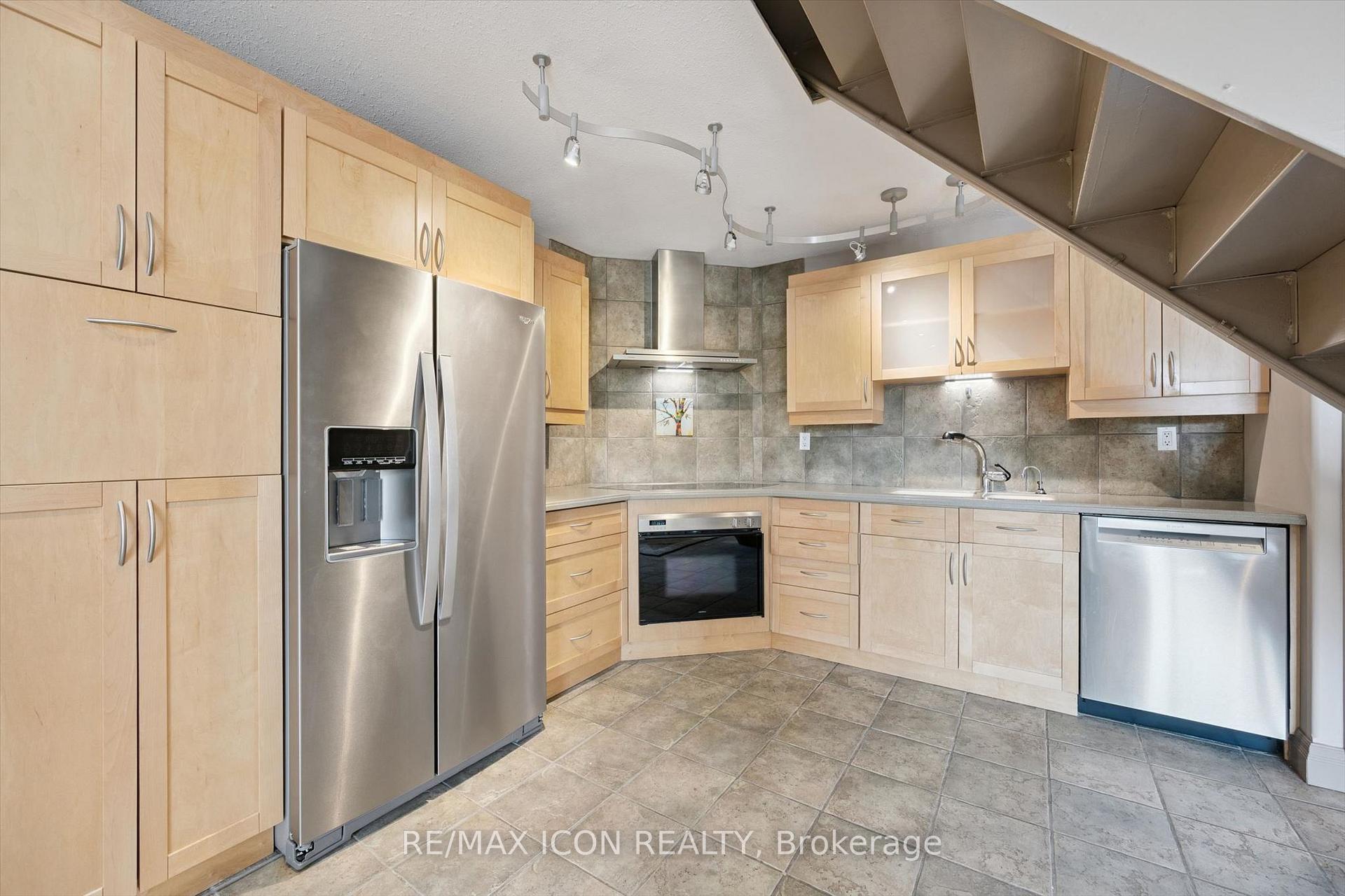 Photo 14 of Unit 329, 36 Hayhurst Road, Brantford, Fairview/Greenbrier — HOMEH