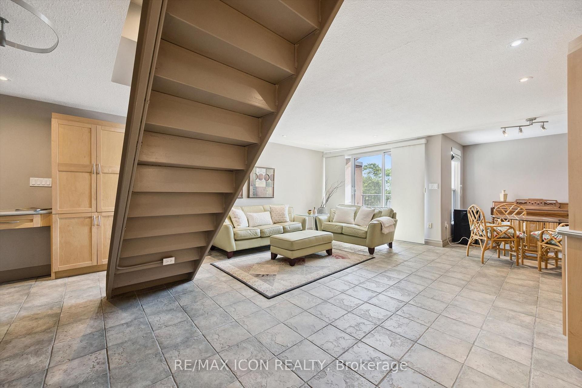 Photo 16 of Unit 329, 36 Hayhurst Road, Brantford, Fairview/Greenbrier — HOMEH