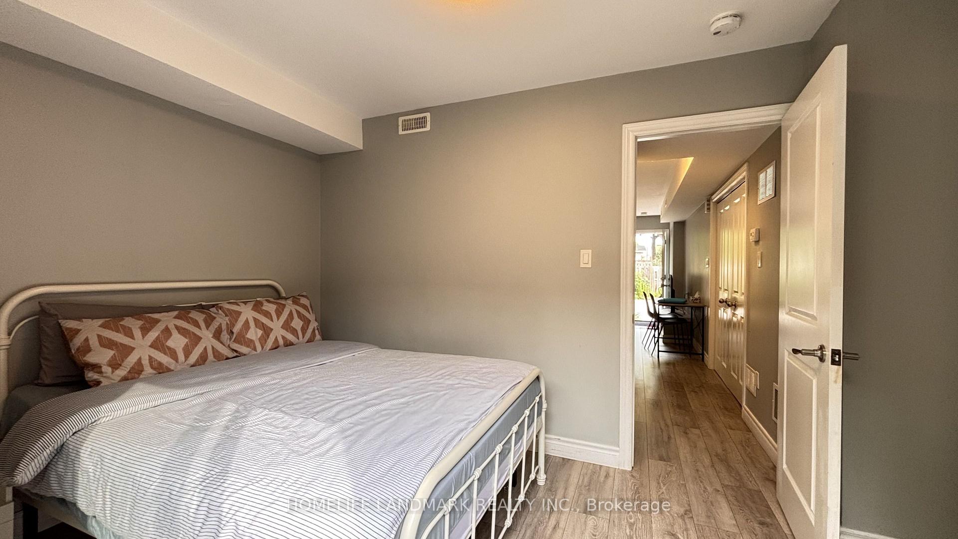 Photo 13 of 122 Courtland Avenue E, Waterloo — HOMEH
