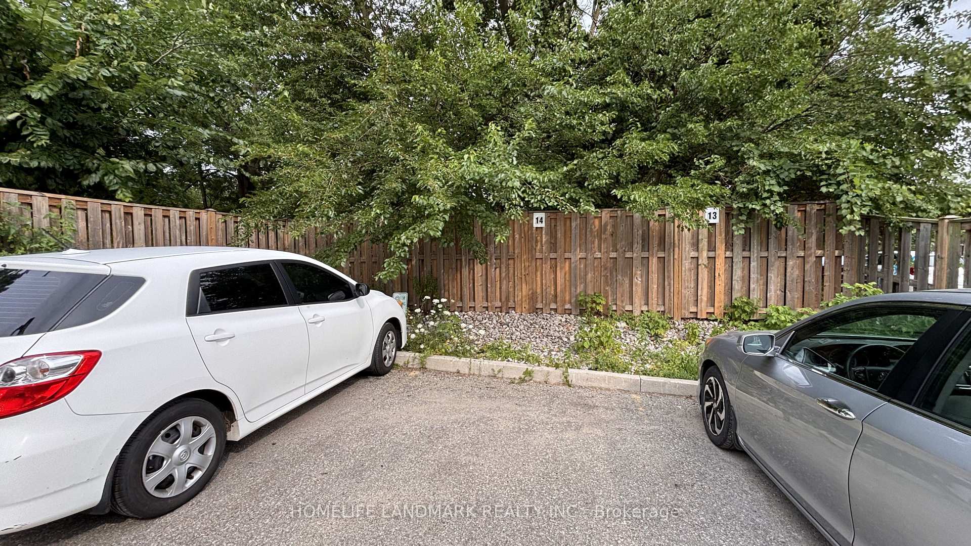 Photo 16 of 122 Courtland Avenue E, Waterloo — HOMEH