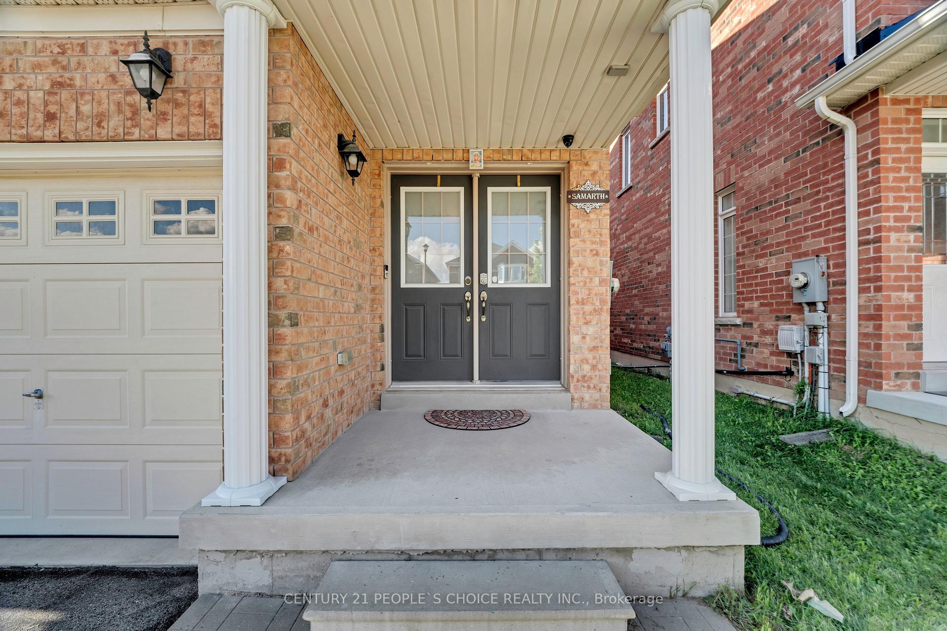 Photo 3 of 48 Colonel Lyall Street, St. Catharines, Secord Woods — HOMEH