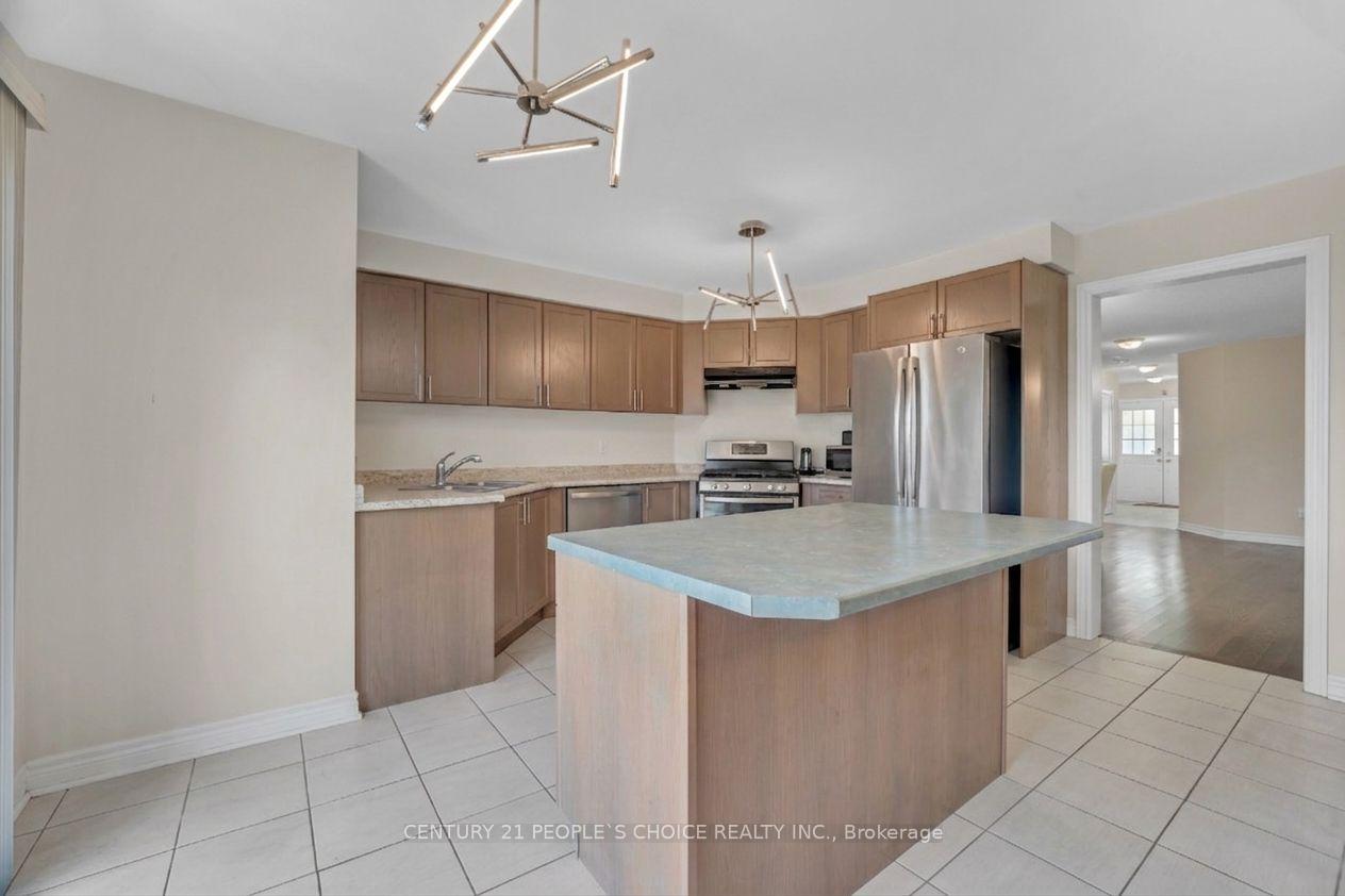 Photo 13 of 48 Colonel Lyall Street, St. Catharines, Secord Woods — HOMEH
