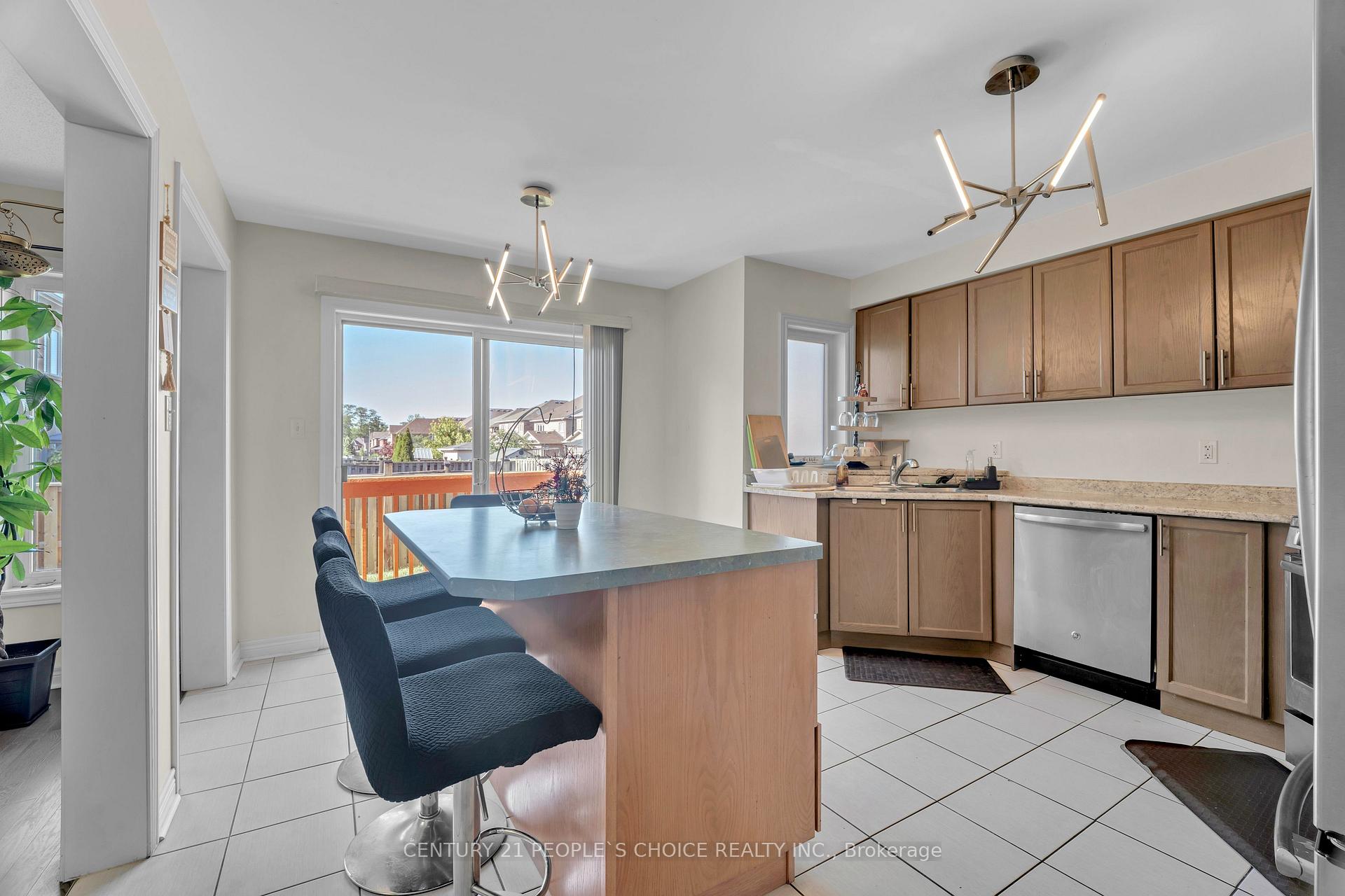 Photo 14 of 48 Colonel Lyall Street, St. Catharines, Secord Woods — HOMEH