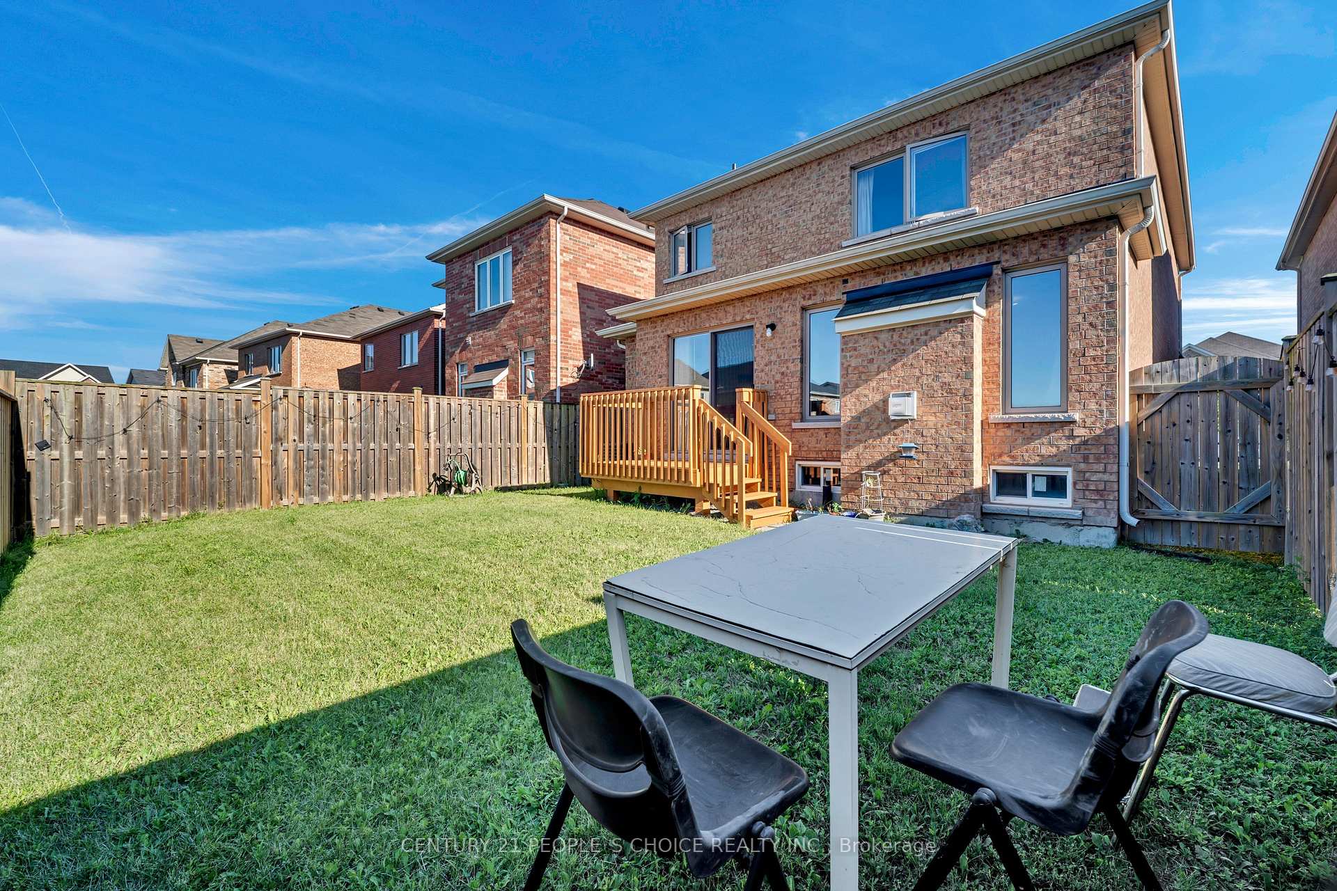 Photo 33 of 48 Colonel Lyall Street, St. Catharines, Secord Woods — HOMEH