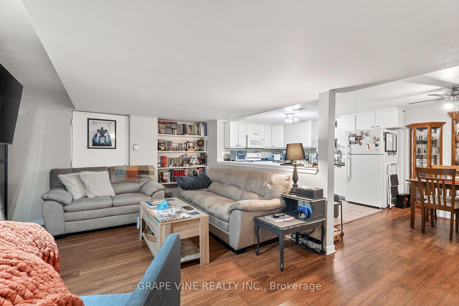 Photo 13 of 898 Watson Avenue, Ottawa, Fairfield Heights — HOMEH