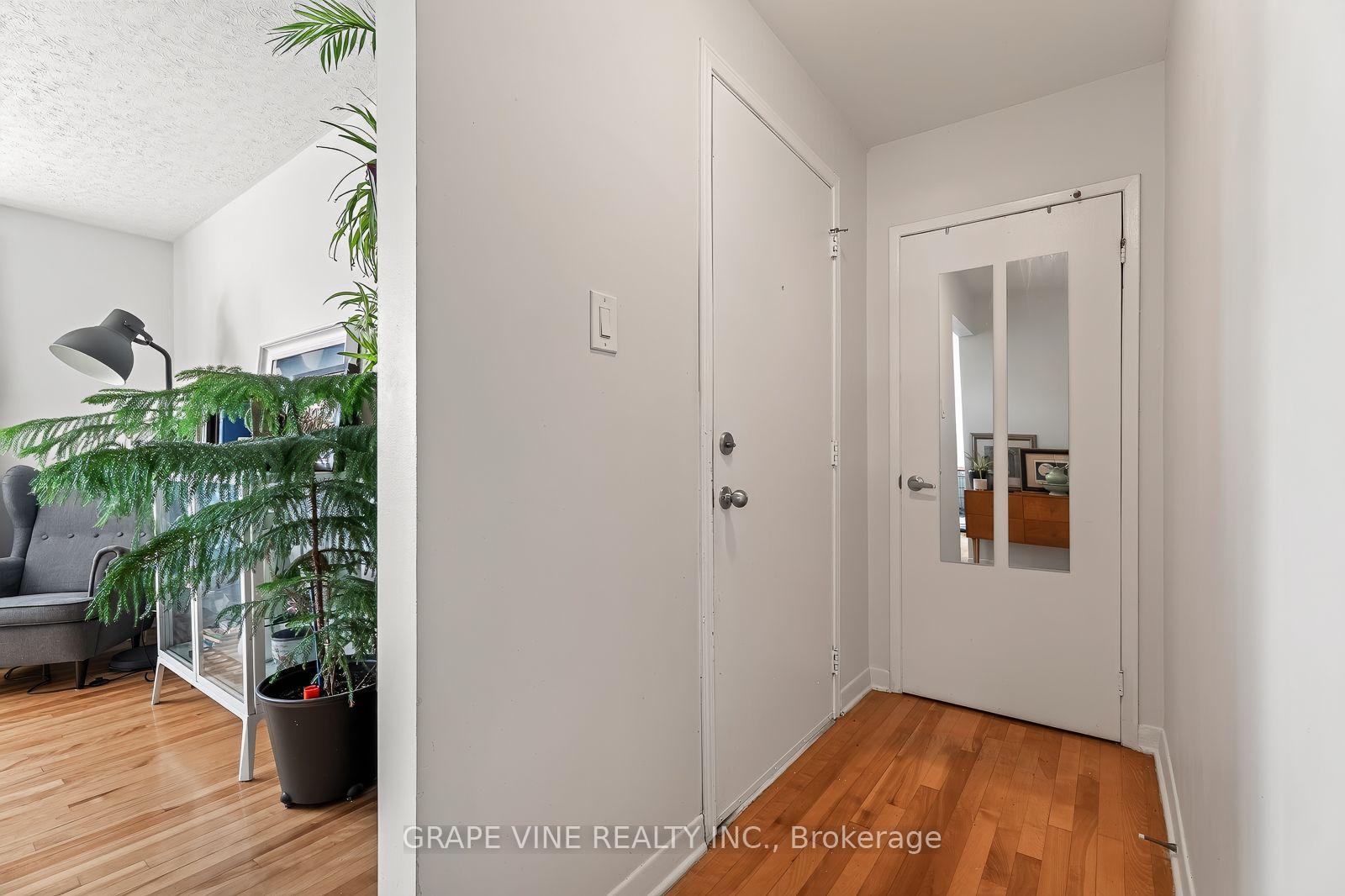 Photo 26 of 898 Watson Avenue, Ottawa, Fairfield Heights — HOMEH