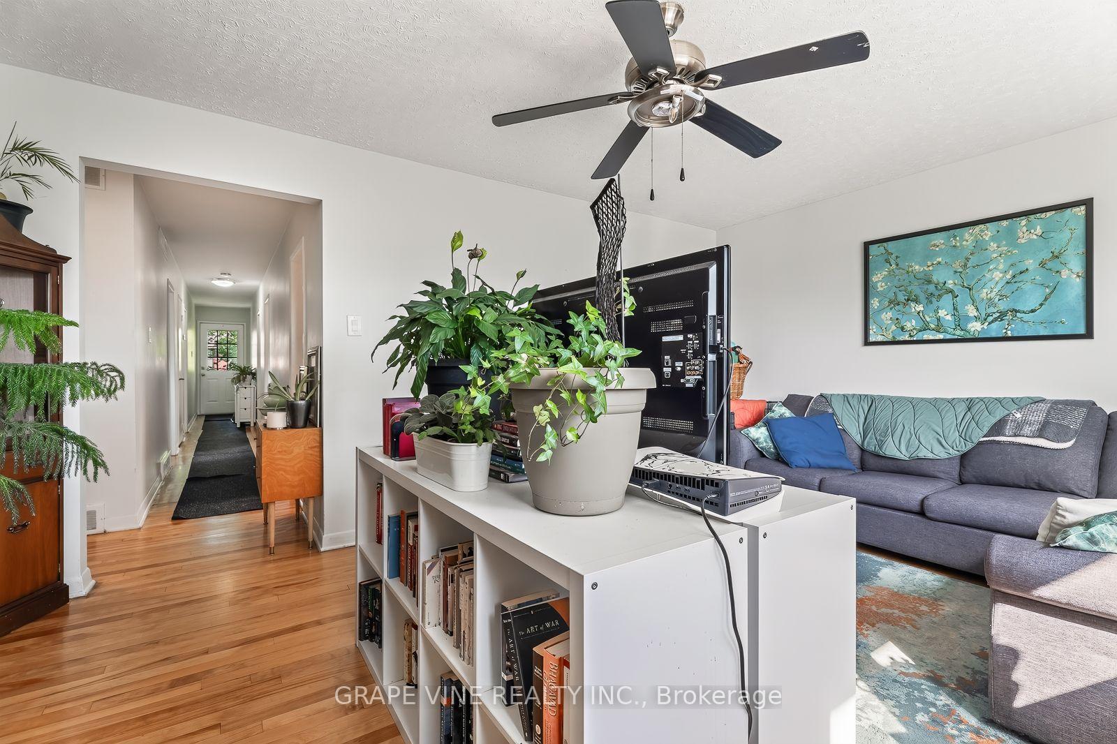 Photo 29 of 898 Watson Avenue, Ottawa, Fairfield Heights — HOMEH
