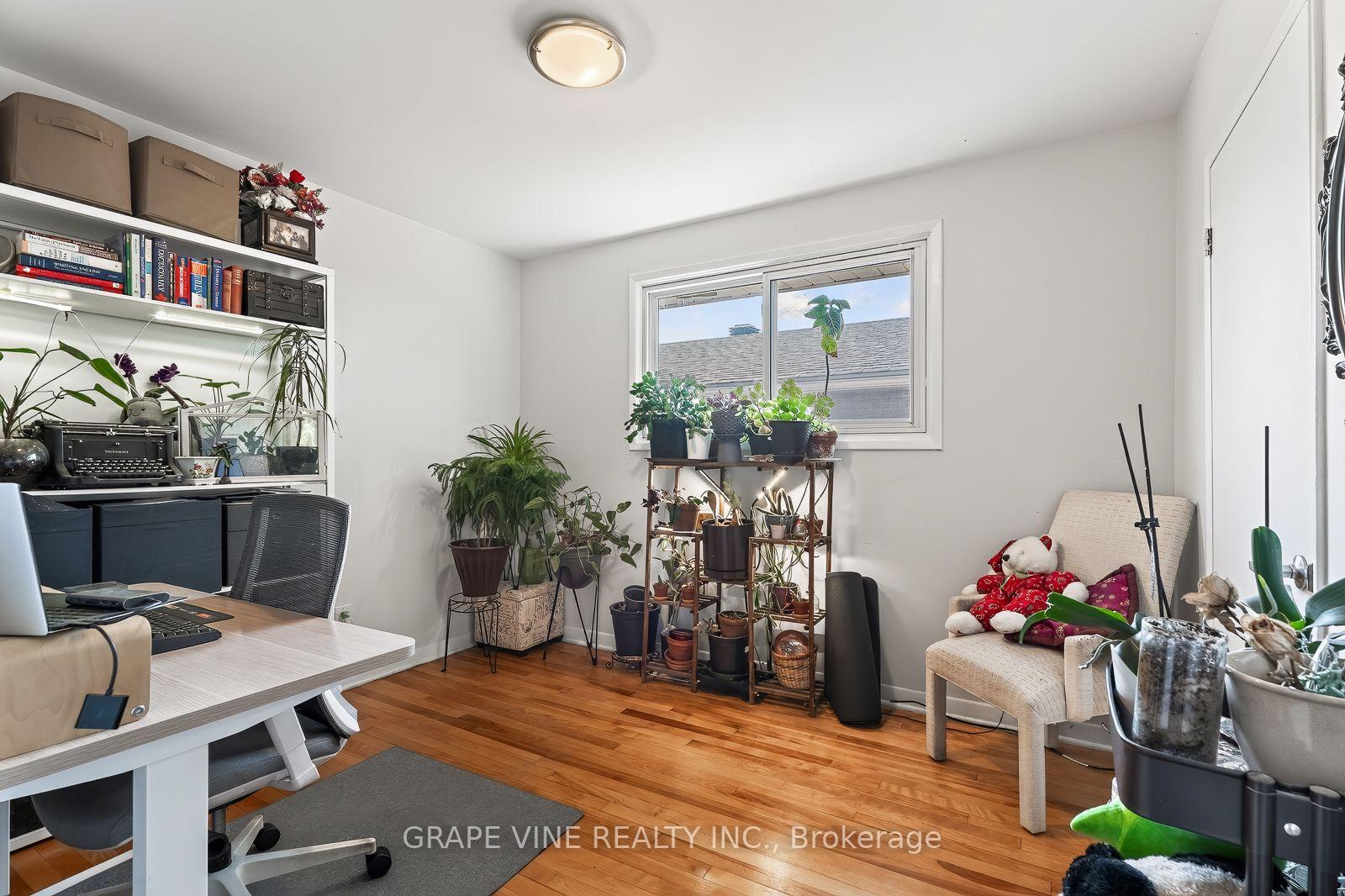 Photo 33 of 898 Watson Avenue, Ottawa, Fairfield Heights — HOMEH