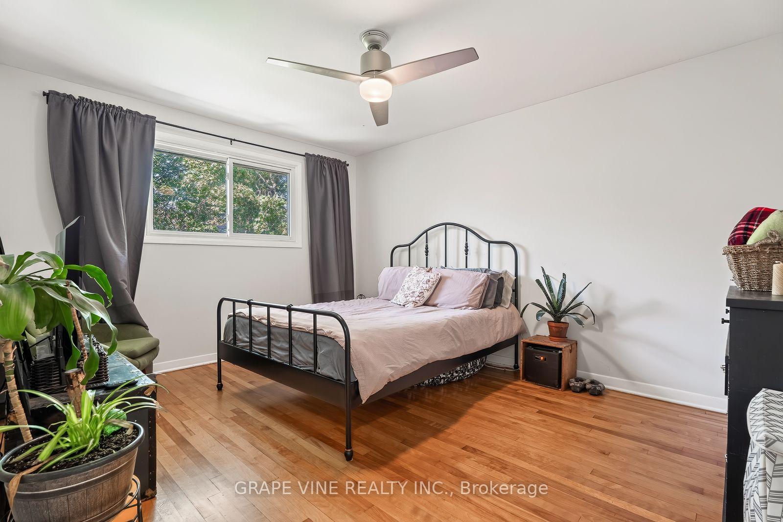 Photo 36 of 898 Watson Avenue, Ottawa, Fairfield Heights — HOMEH
