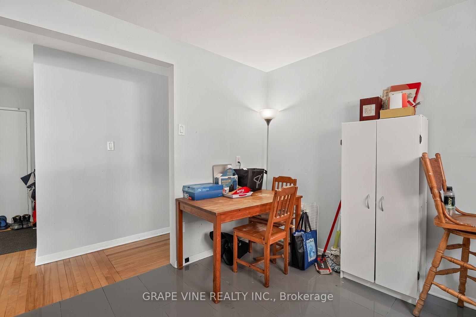 Photo 44 of 898 Watson Avenue, Ottawa, Fairfield Heights — HOMEH