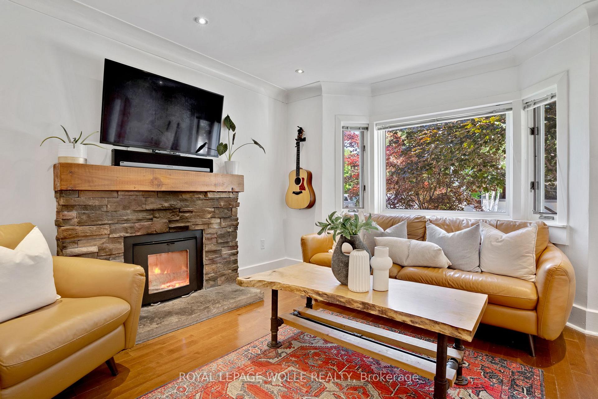 Photo 9 of 18 West River Street, Brant, Paris — HOMEH