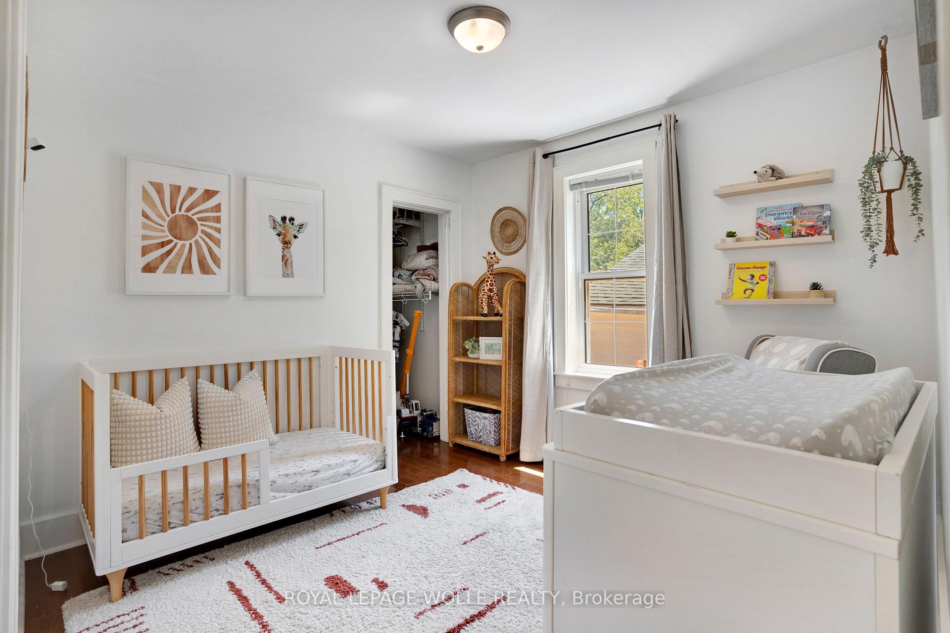 Photo 16 of 18 West River Street, Brant, Paris — HOMEH