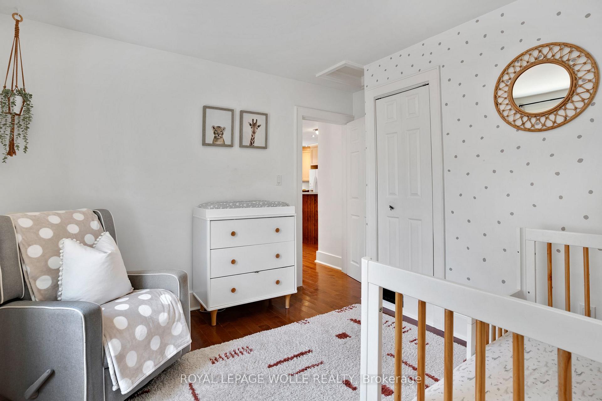 Photo 17 of 18 West River Street, Brant, Paris — HOMEH