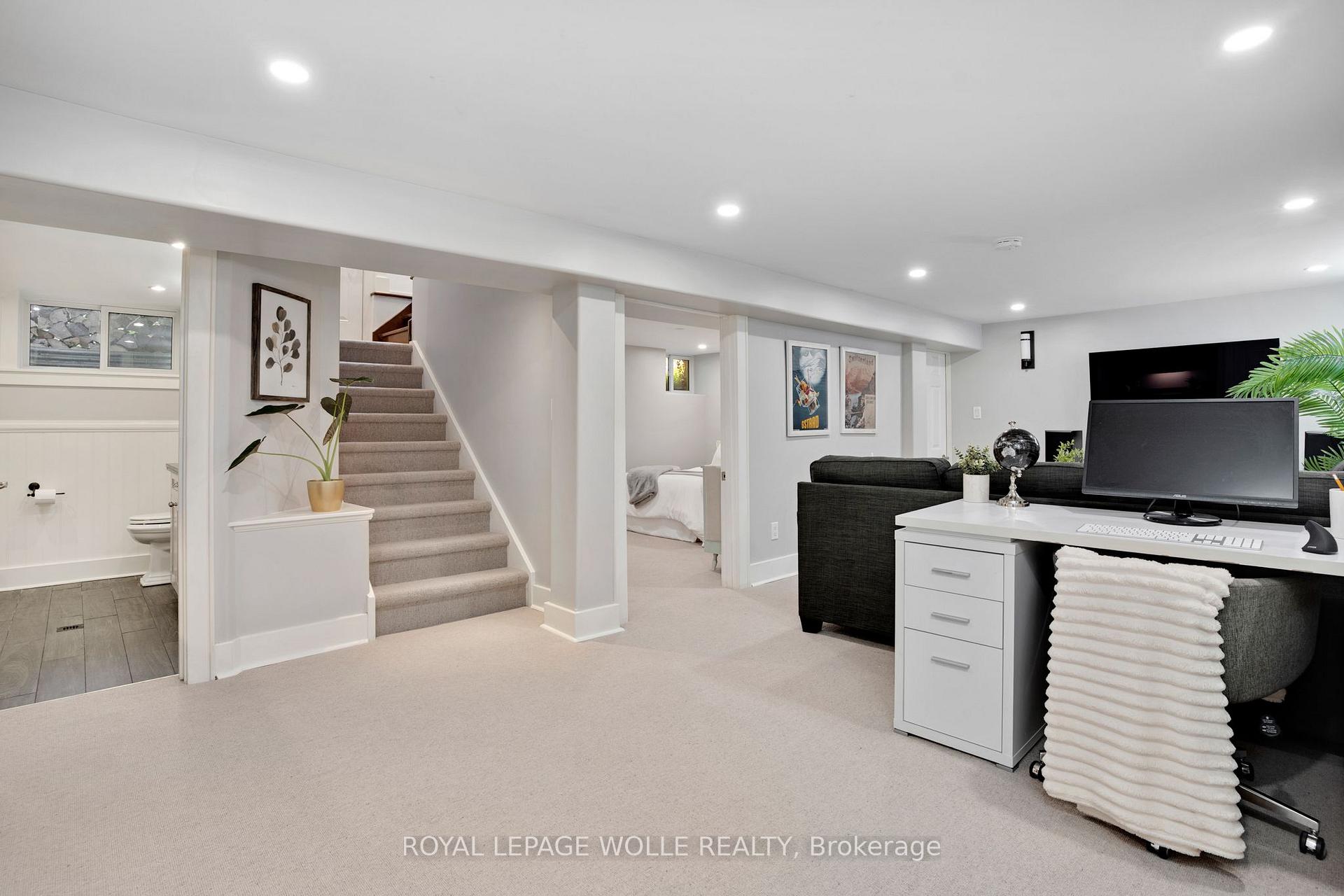 Photo 22 of 18 West River Street, Brant, Paris — HOMEH
