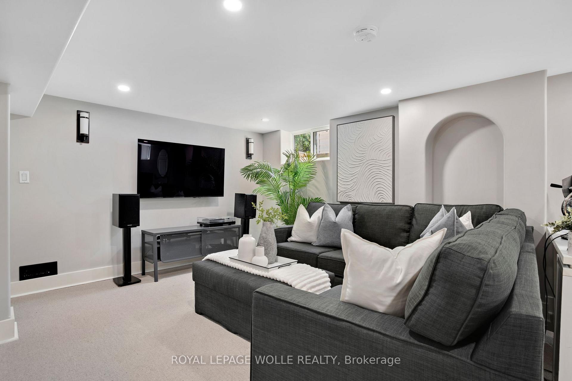 Photo 24 of 18 West River Street, Brant, Paris — HOMEH