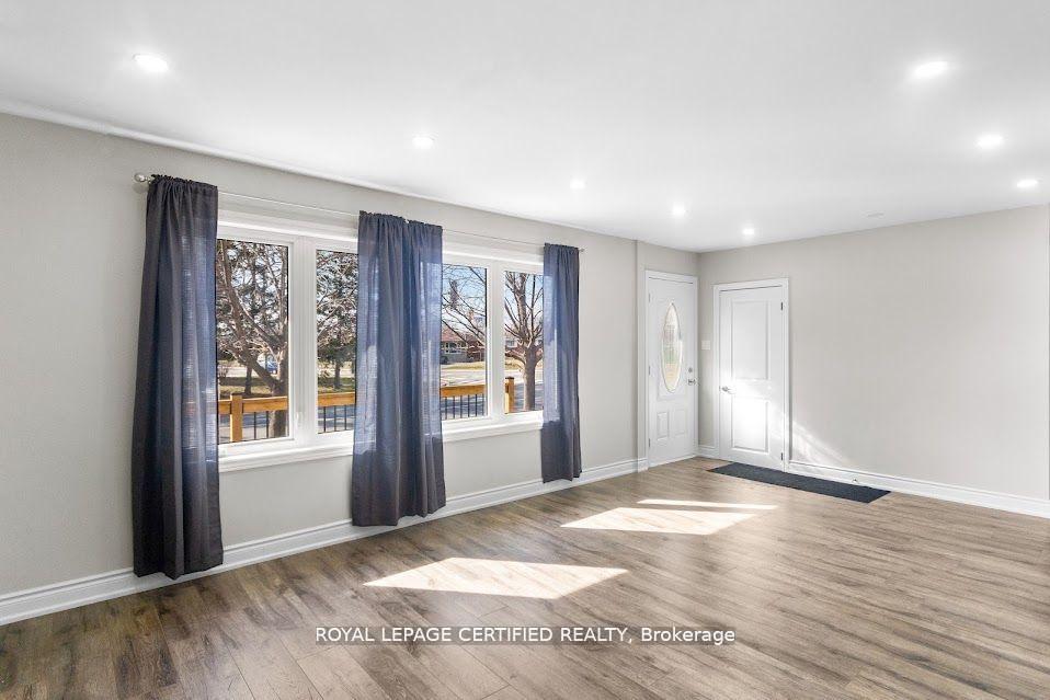 Photo 5 of 38 Collier Road N, Thorold, Thorold Downtown — HOMEH