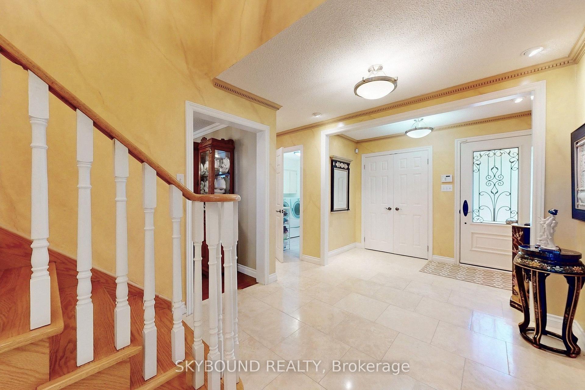 Photo 4 of 1944 Aldermead Road, Mississauga, Central Erin Mills — HOMEH