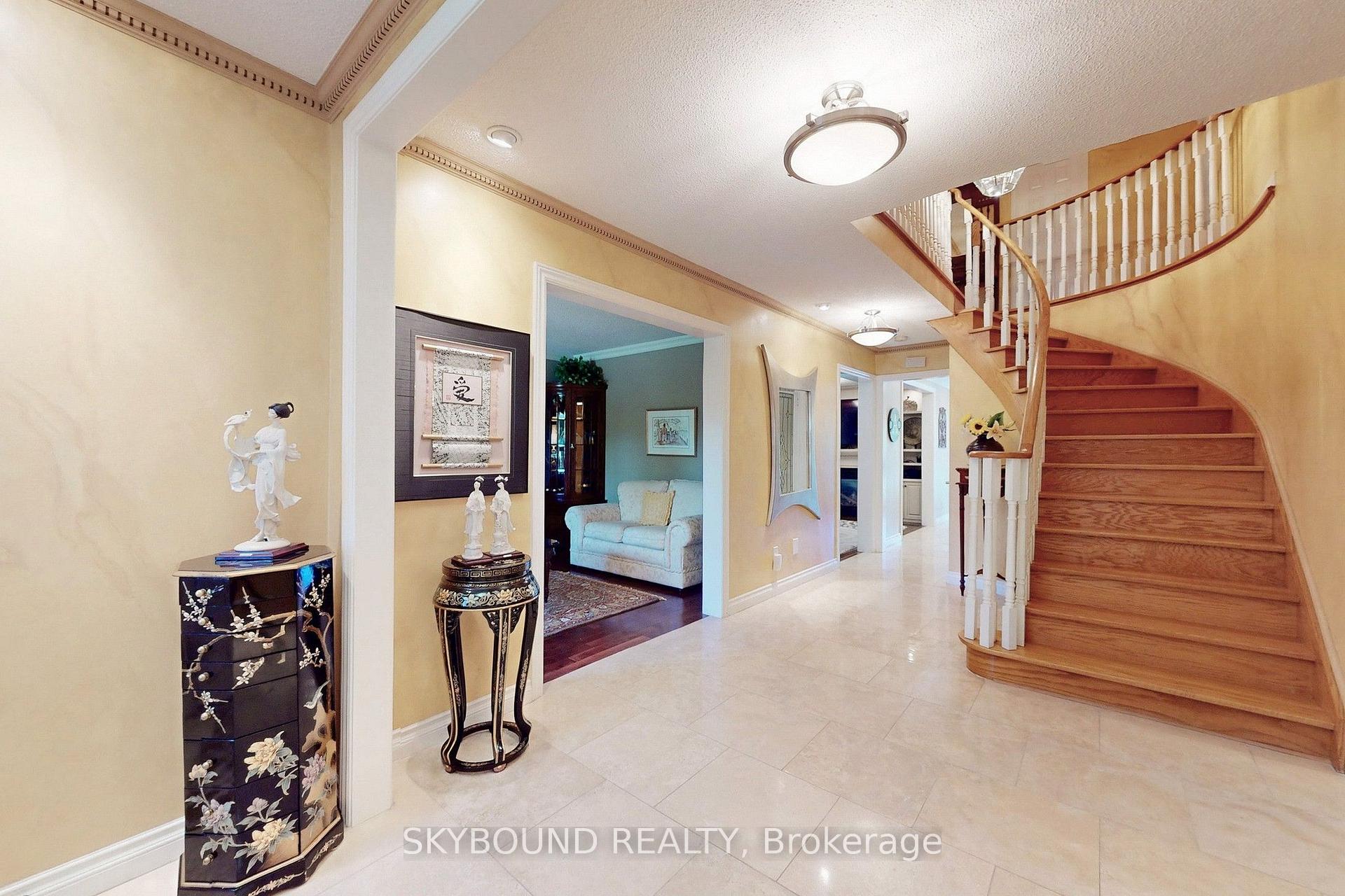 Photo 5 of 1944 Aldermead Road, Mississauga, Central Erin Mills — HOMEH
