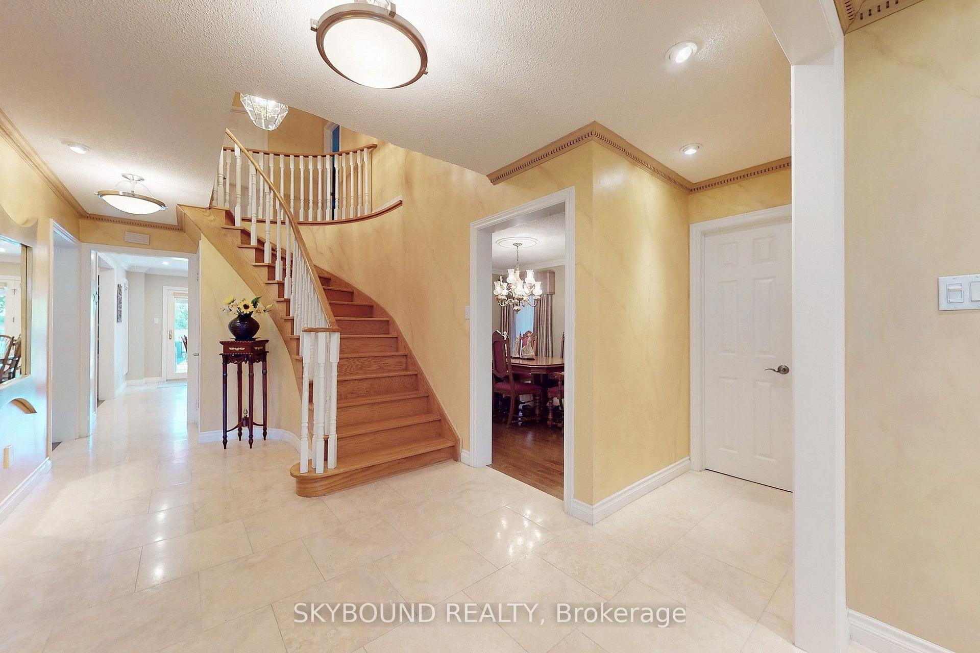 Photo 6 of 1944 Aldermead Road, Mississauga, Central Erin Mills — HOMEH