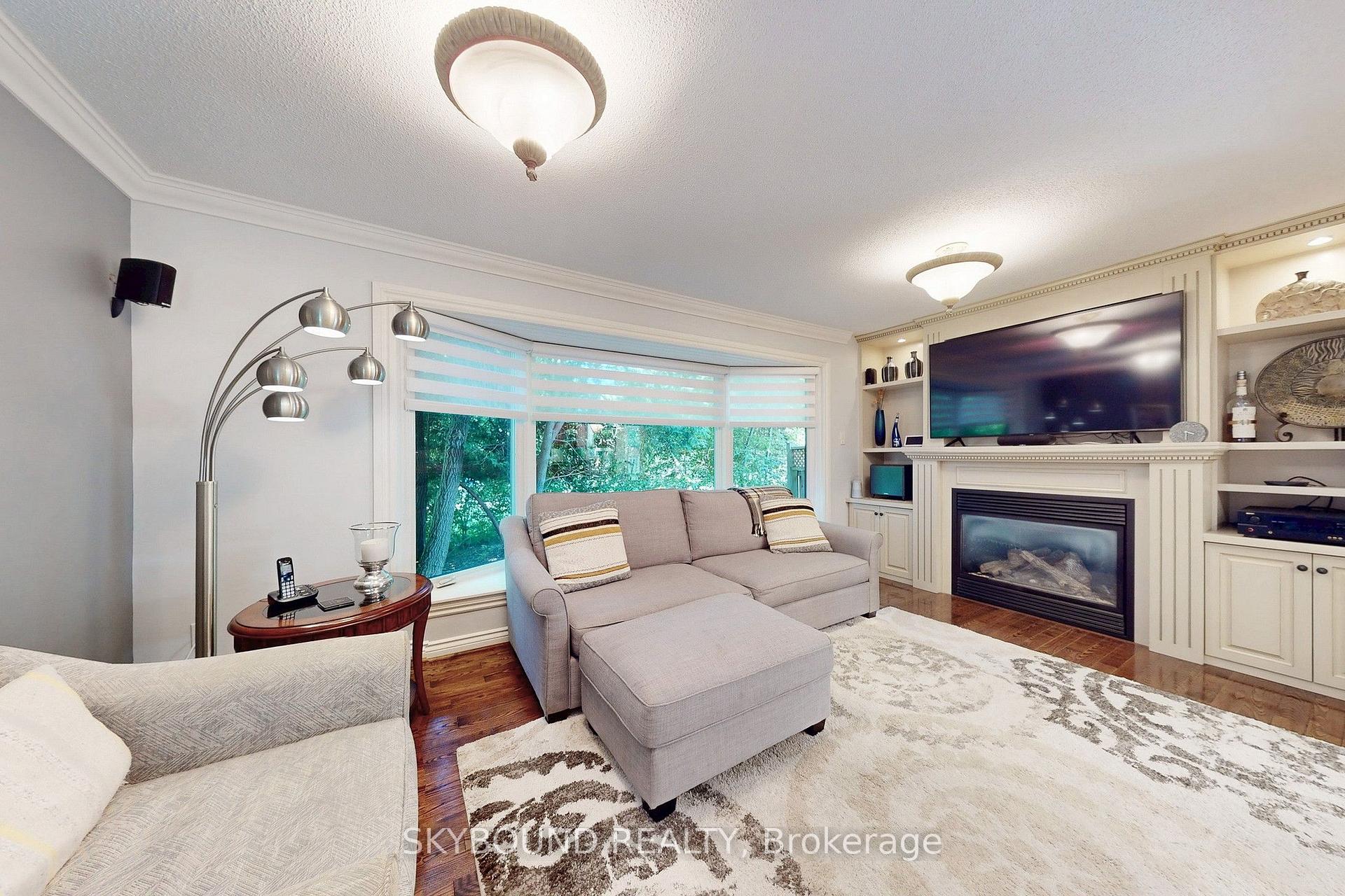 Photo 13 of 1944 Aldermead Road, Mississauga, Central Erin Mills — HOMEH