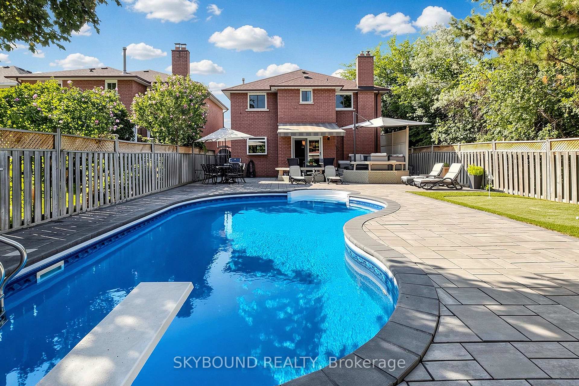 Photo 40 of 1944 Aldermead Road, Mississauga, Central Erin Mills — HOMEH