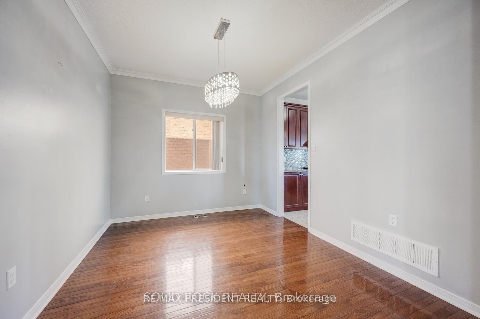 Photo 15 of 15 Roundstone Drive, Brampton, Credit Valley — HOMEH