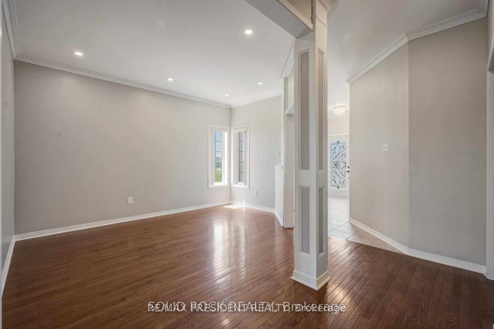 Photo 27 of 15 Roundstone Drive, Brampton, Credit Valley — HOMEH
