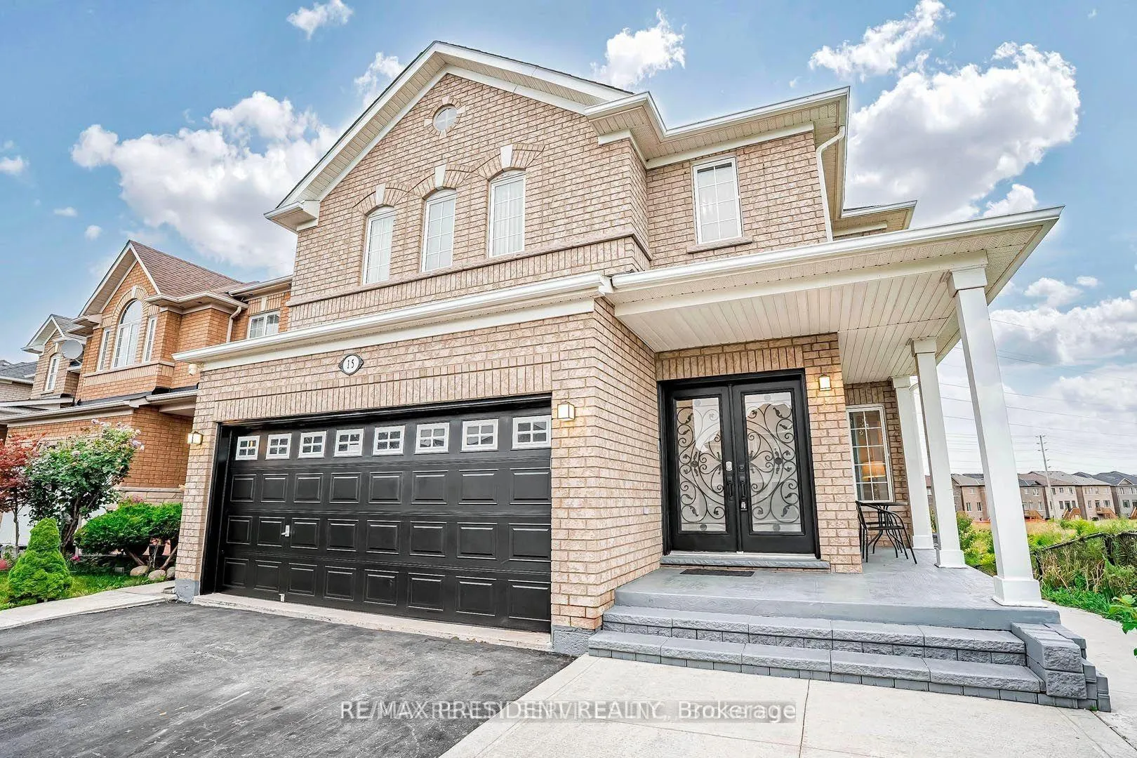 Photo 1 of 15 Roundstone Drive, Brampton, Credit Valley — HOMEH