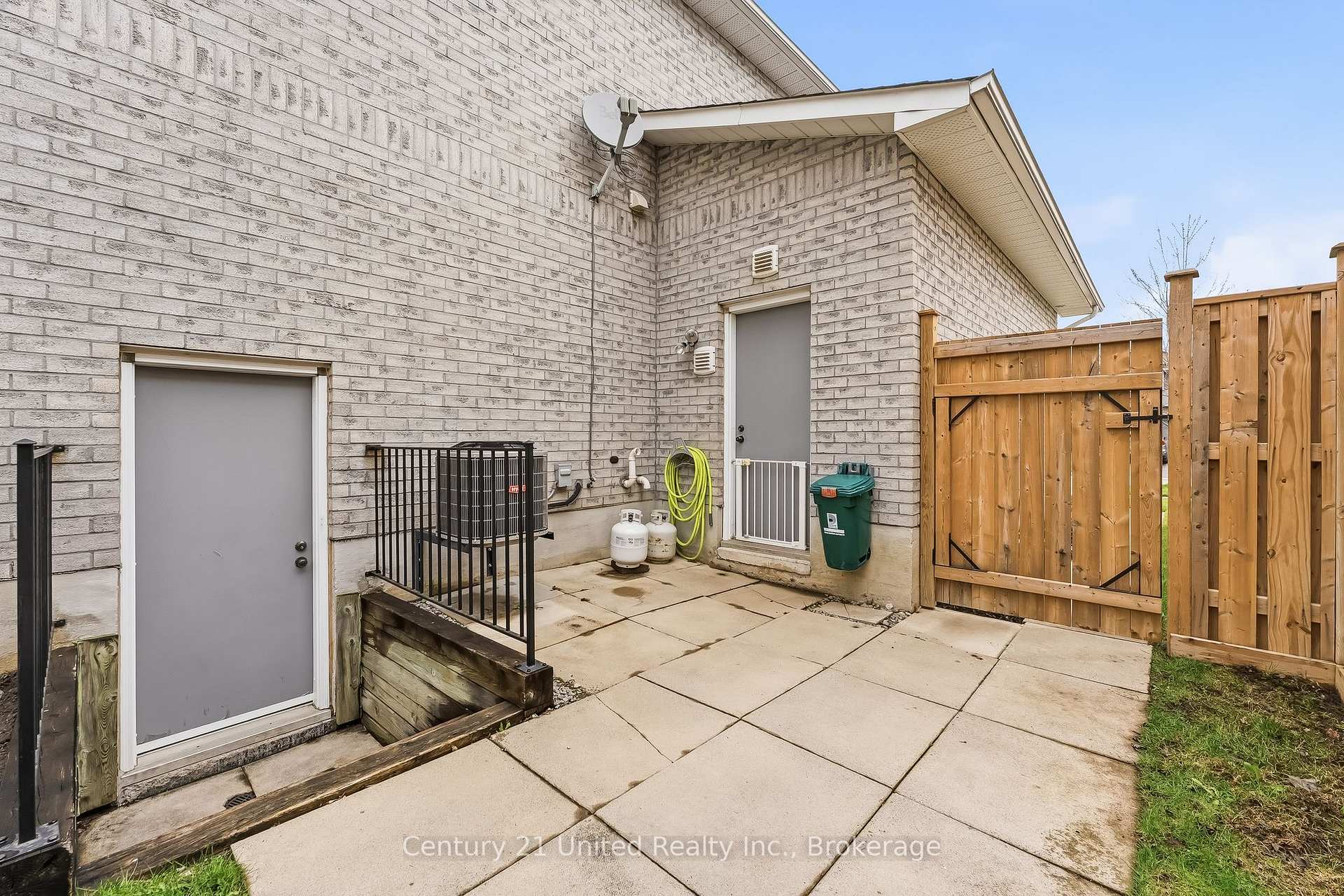 Photo 41 of 116 Avondale Drive, Clarington, Courtice — HOMEH