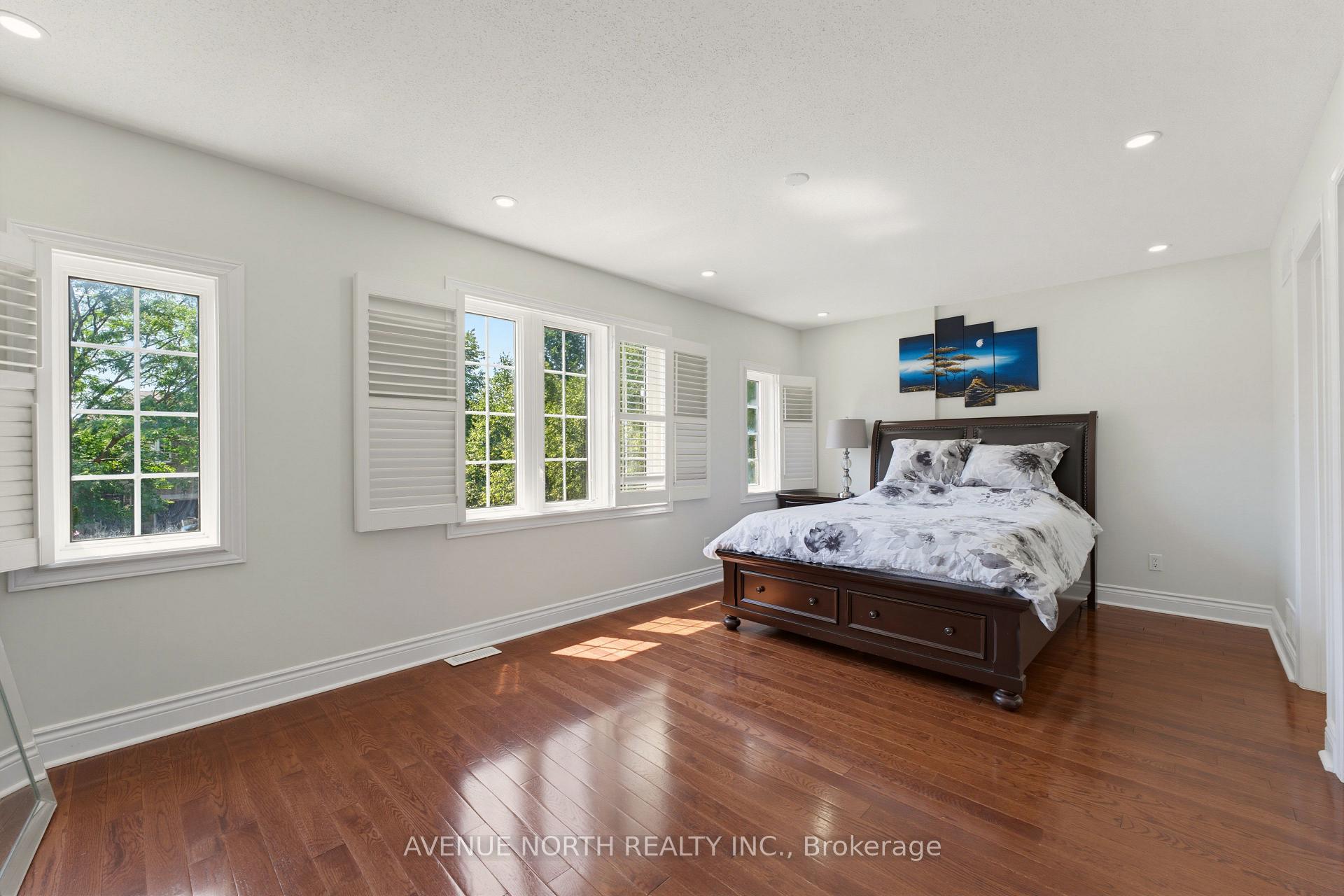 Photo 20 of 45 Saddlesmith Circle, Ottawa, Kanata - Emerald Meadows/Trailwest — HOMEH