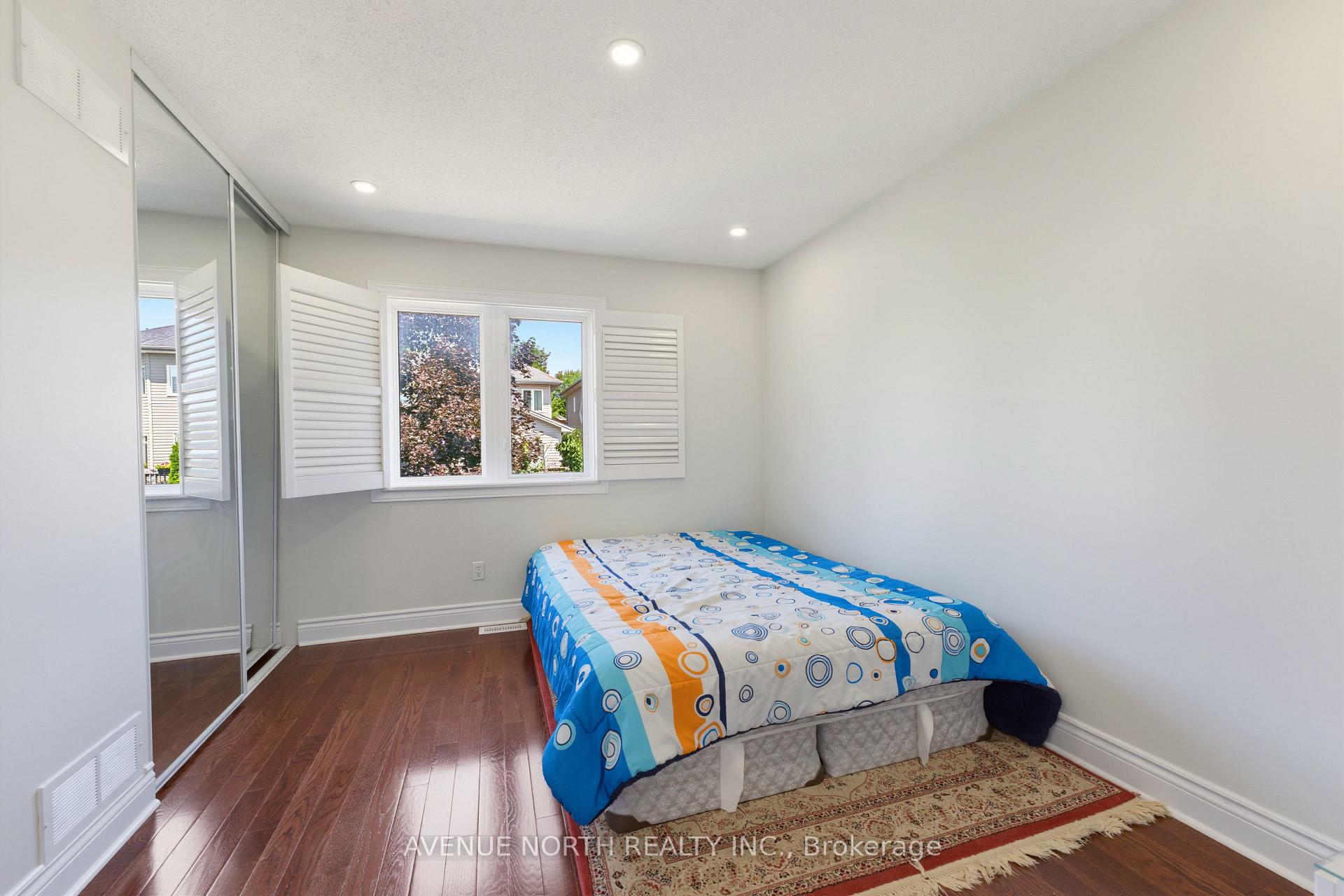 Photo 24 of 45 Saddlesmith Circle, Ottawa, Kanata - Emerald Meadows/Trailwest — HOMEH