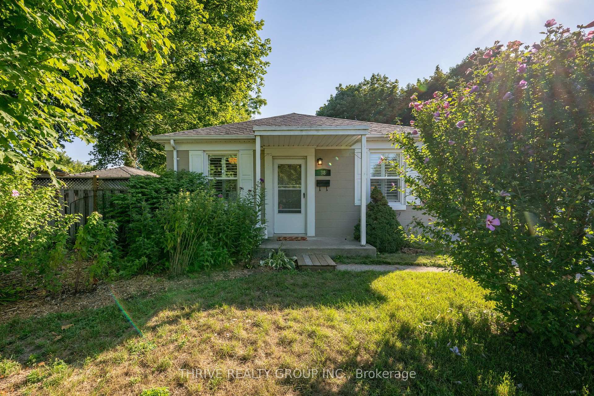 Front of 38 Bellwood Crescent