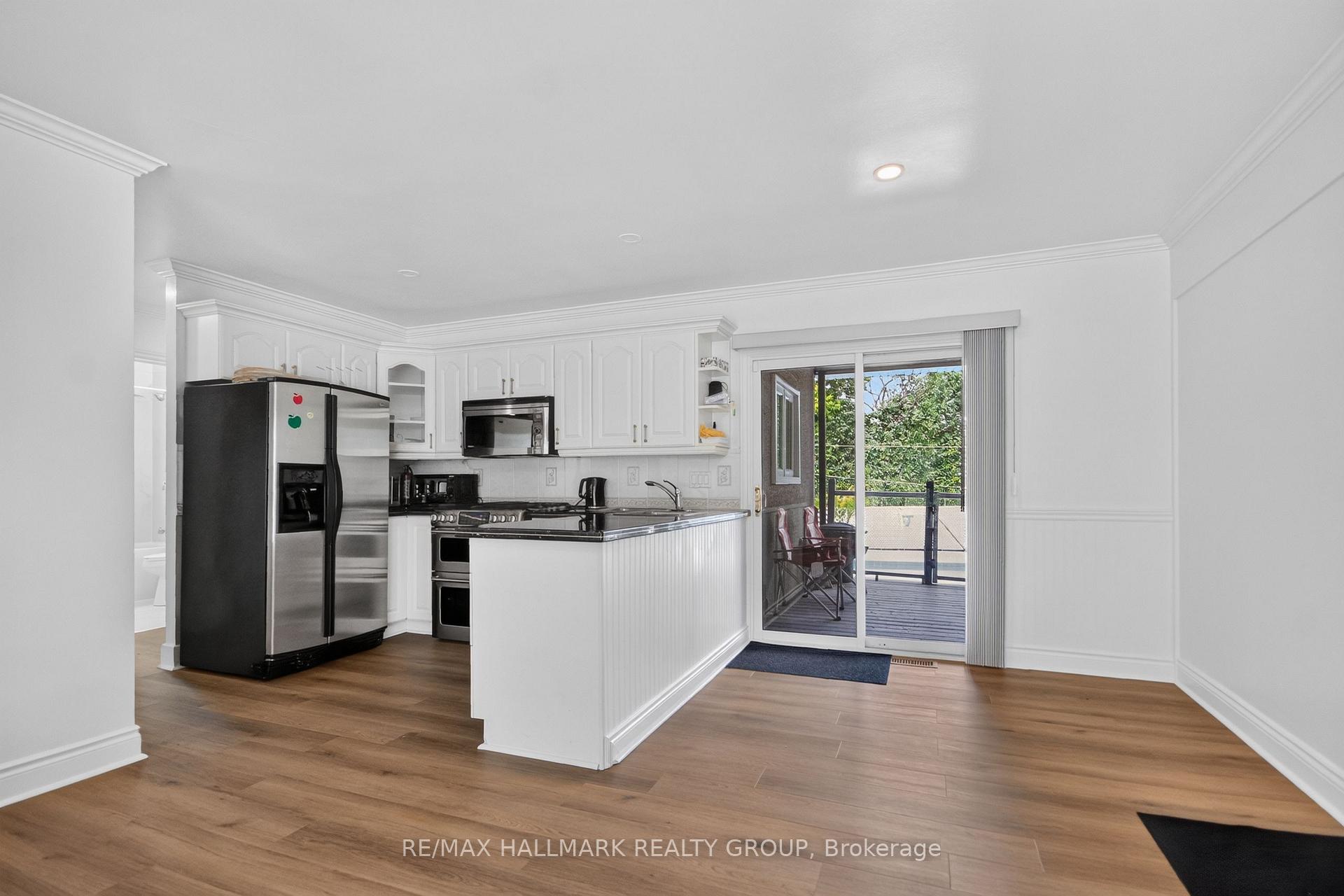 Photo 6 of 1125 Kenaston Street, Ottawa, Cyrville Rd./Industrial Park — HOMEH