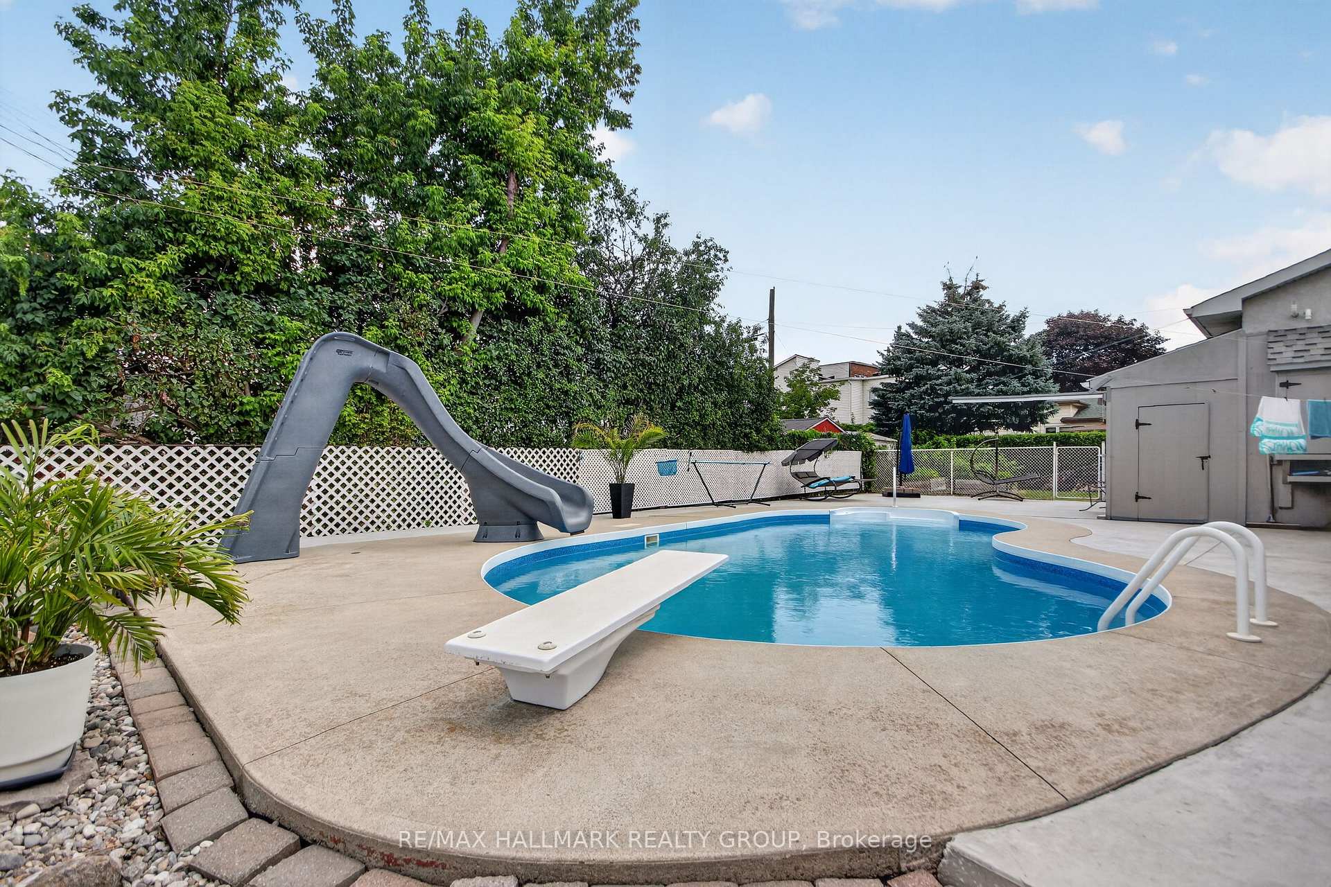 Photo 21 of 1125 Kenaston Street, Ottawa, Cyrville Rd./Industrial Park — HOMEH