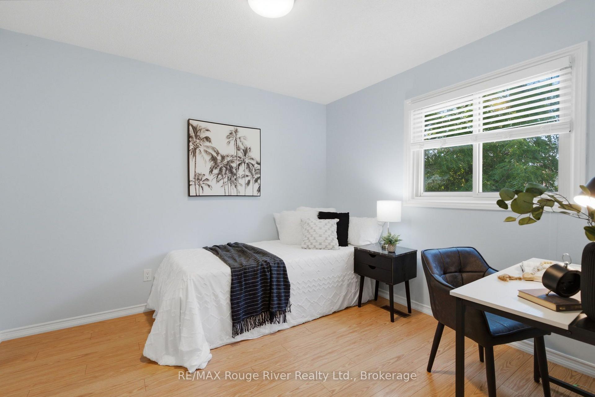 Photo 26 of 692 Avery Court, Oshawa, Pinecrest — HOMEH