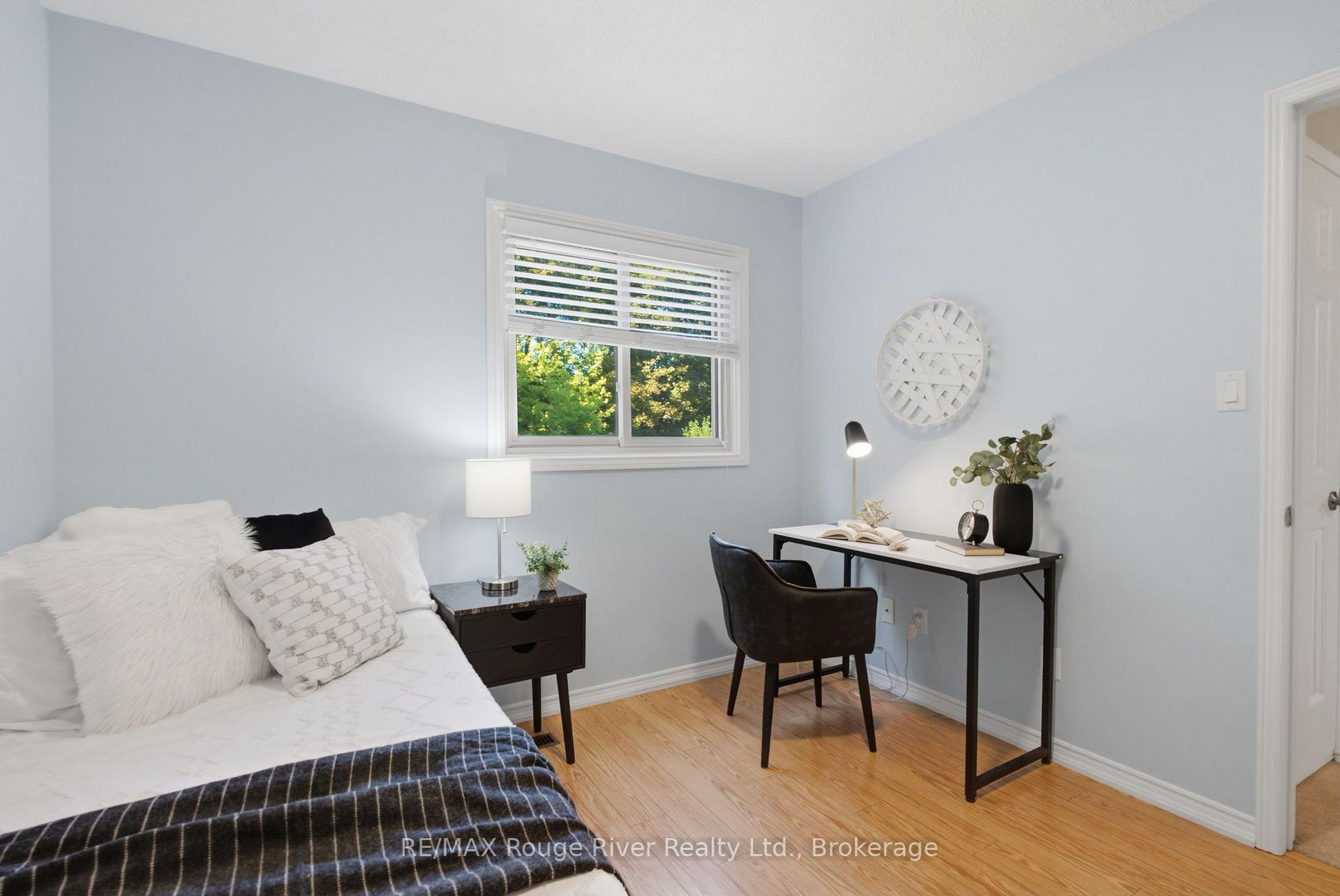 Photo 27 of 692 Avery Court, Oshawa, Pinecrest — HOMEH
