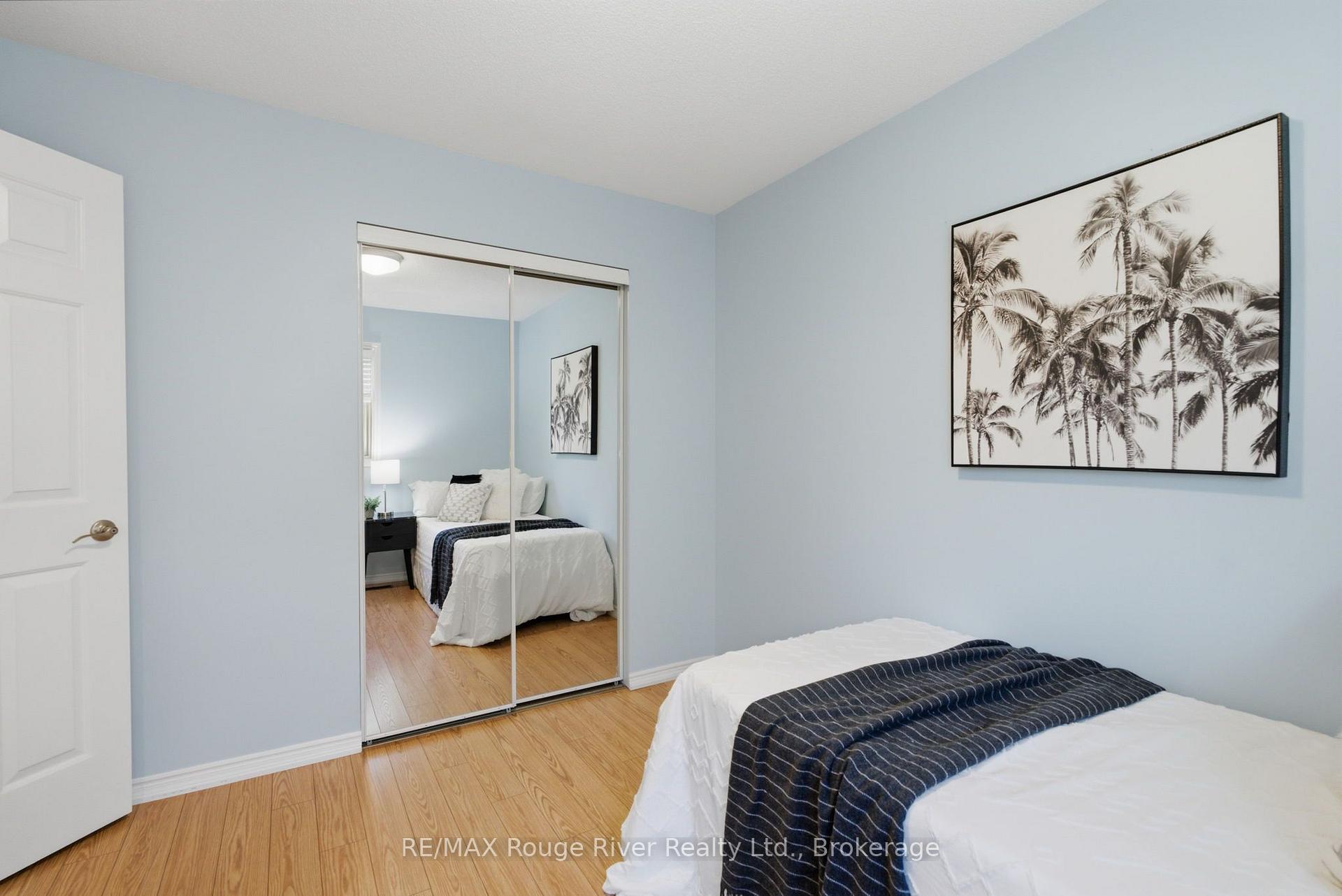 Photo 28 of 692 Avery Court, Oshawa, Pinecrest — HOMEH