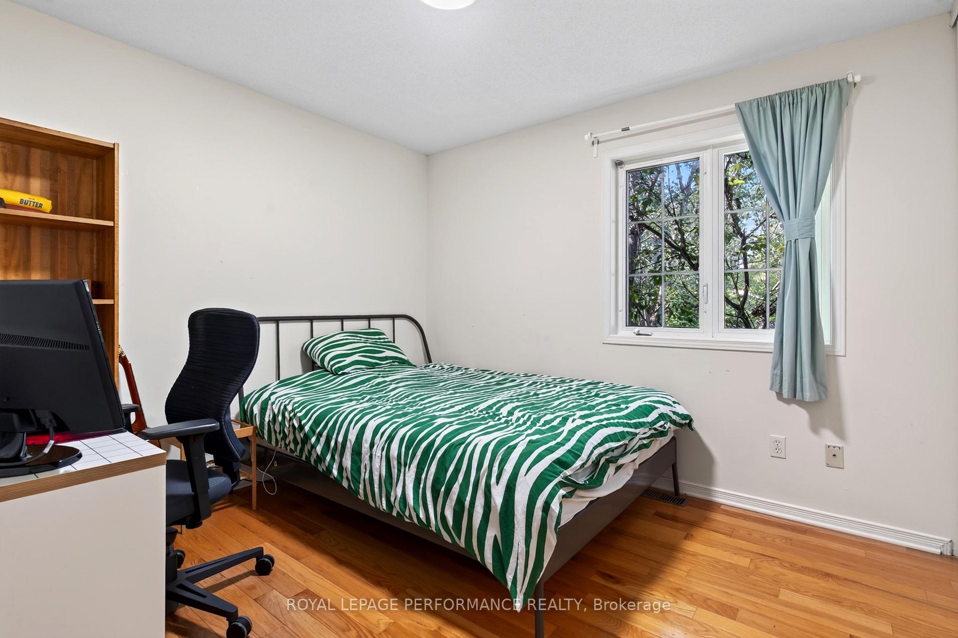 Photo 32 of 172 Carwood Circle, Ottawa, Carson Meadows — HOMEH