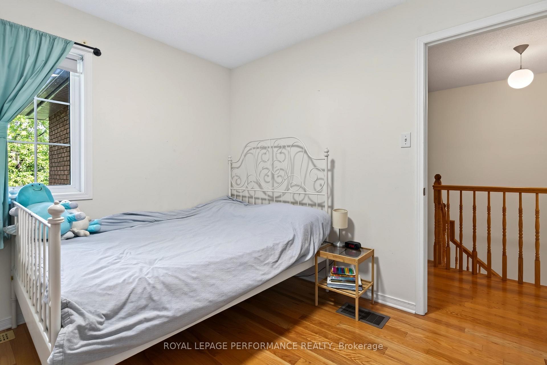 Photo 35 of 172 Carwood Circle, Ottawa, Carson Meadows — HOMEH