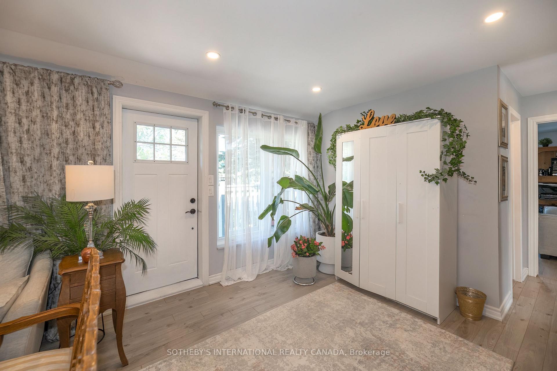 Photo 5 of 2063 Lea Road, Innisfil, Alcona — HOMEH