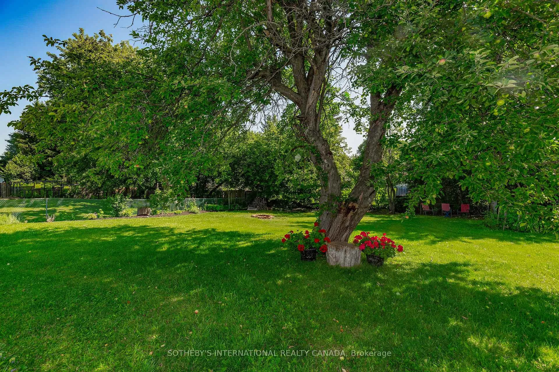 Photo 36 of 2063 Lea Road, Innisfil, Alcona — HOMEH