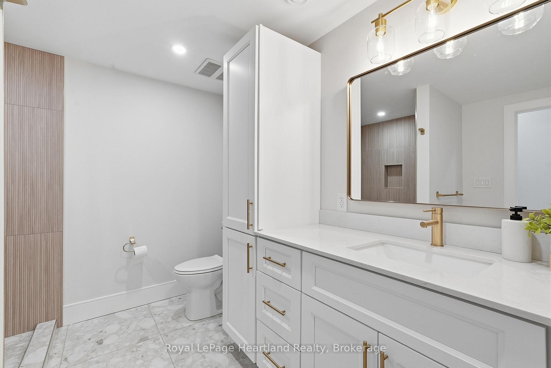 Photo 35 of 16 Minto Street S, Minto — HOMEH