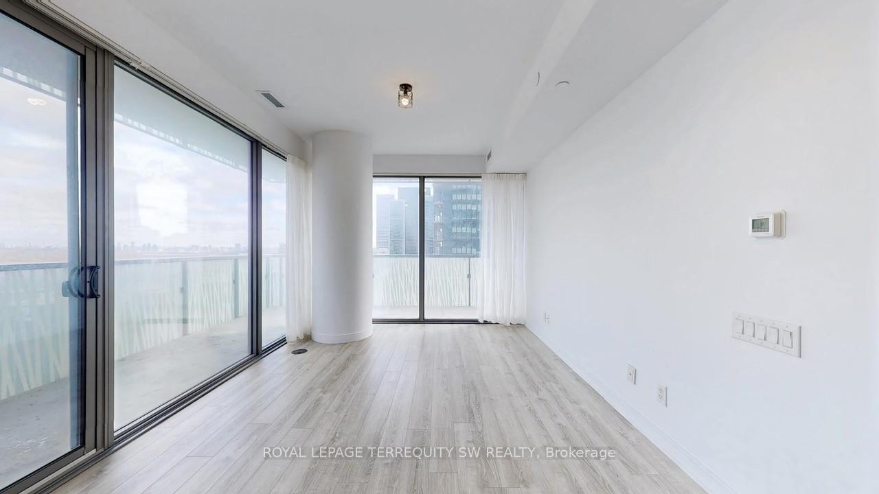 Photo 3 of Unit 2712, 50 Charles Street E, Toronto, Church-Yonge Corridor — HOMEH