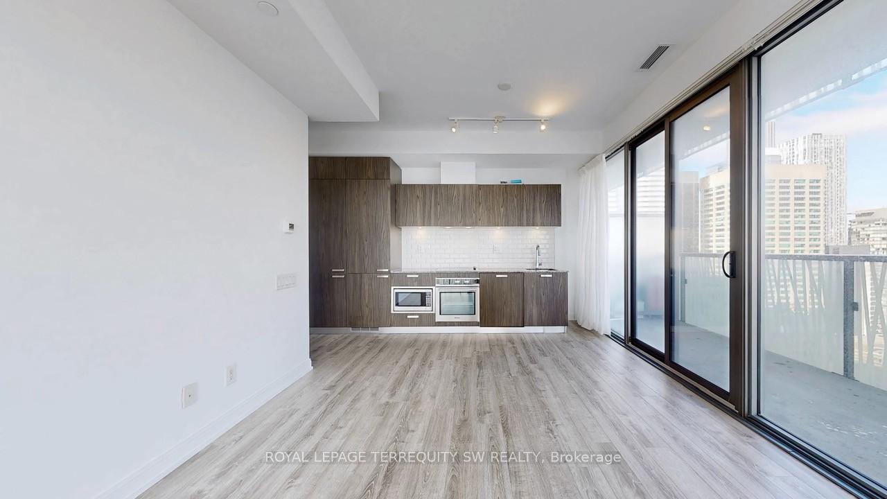 Photo 6 of Unit 2712, 50 Charles Street E, Toronto, Church-Yonge Corridor — HOMEH