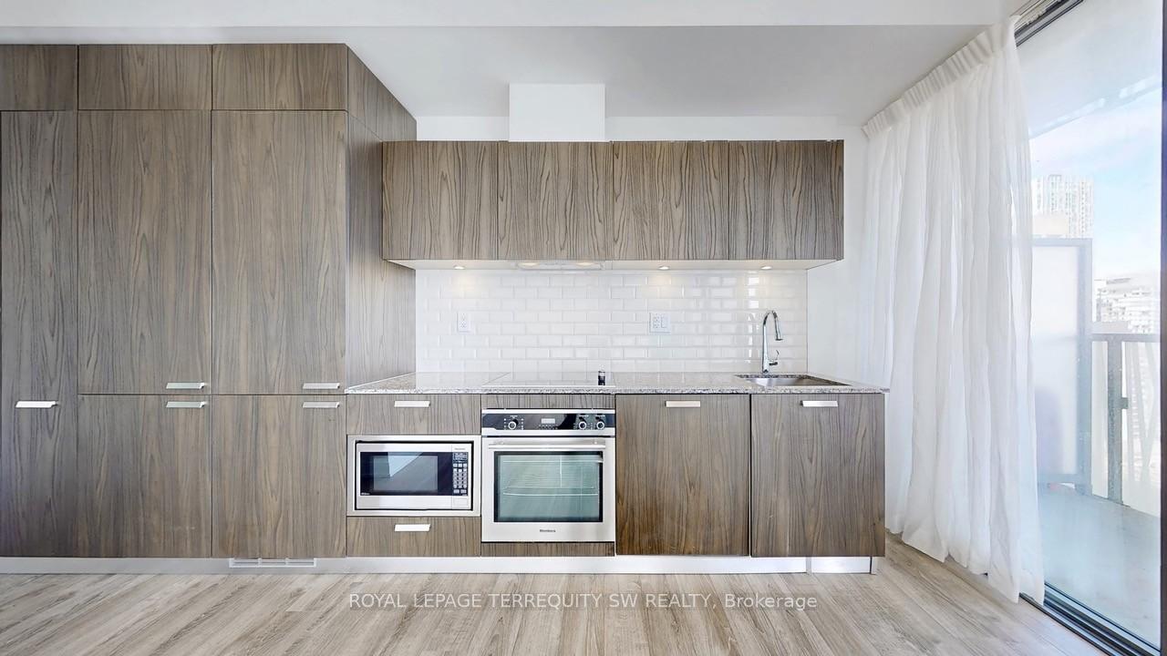 Photo 9 of Unit 2712, 50 Charles Street E, Toronto, Church-Yonge Corridor — HOMEH