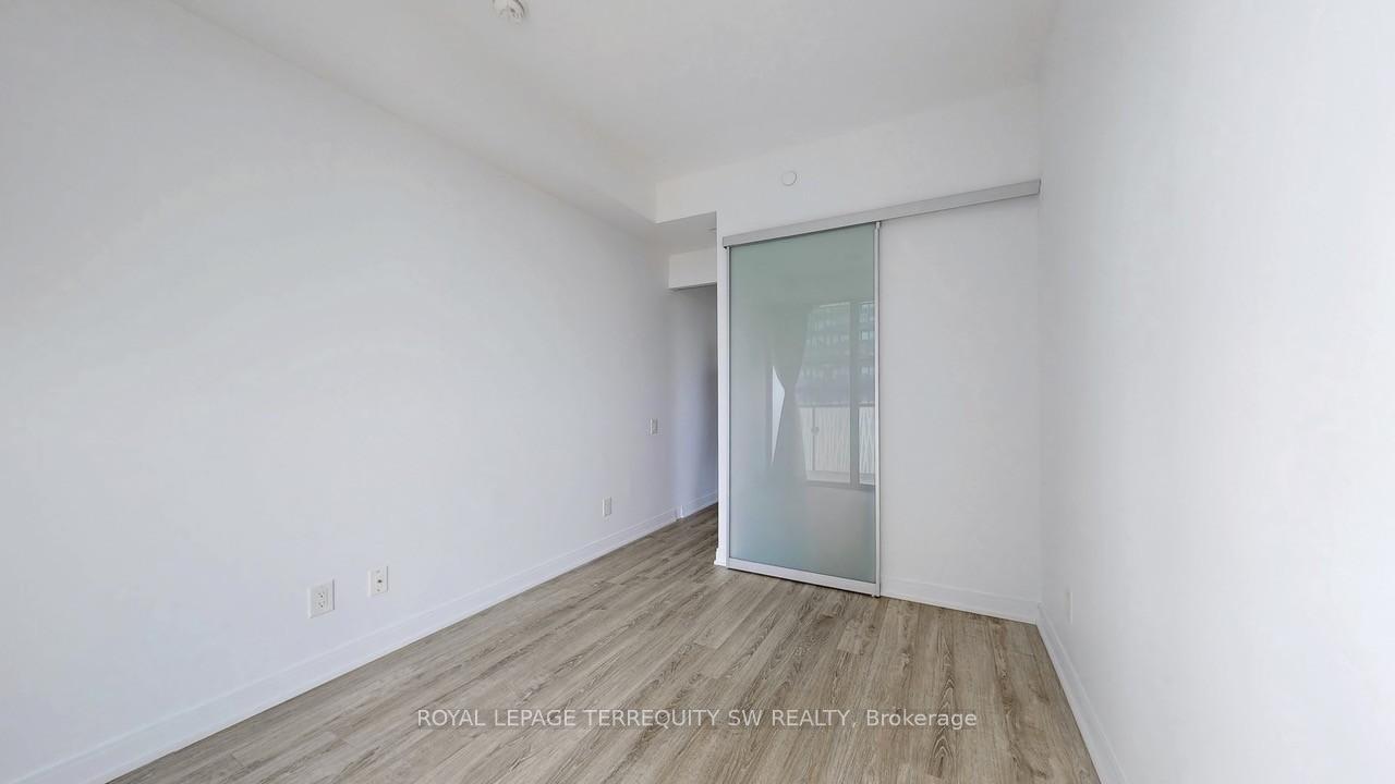 Photo 17 of Unit 2712, 50 Charles Street E, Toronto, Church-Yonge Corridor — HOMEH