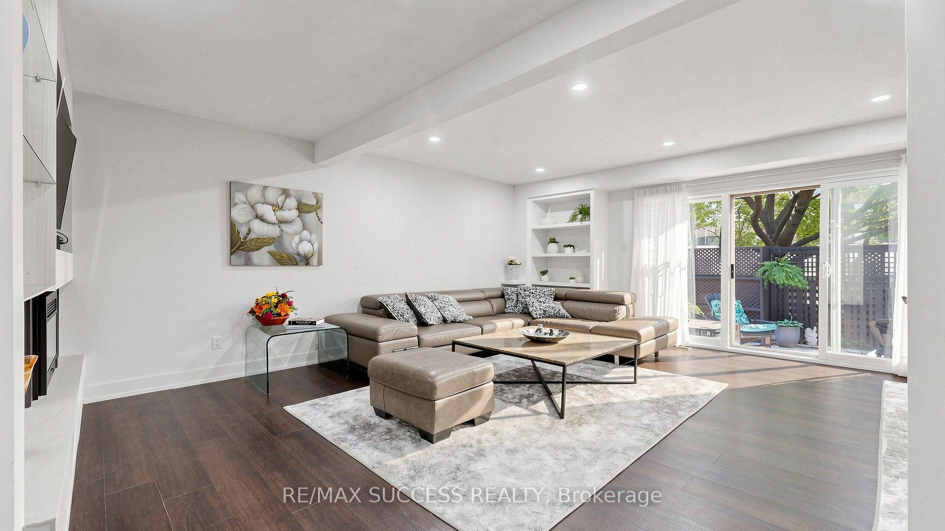 Photo 11 of Unit 66, 1200 Walden Circle, Mississauga, Clarkson — HOMEH